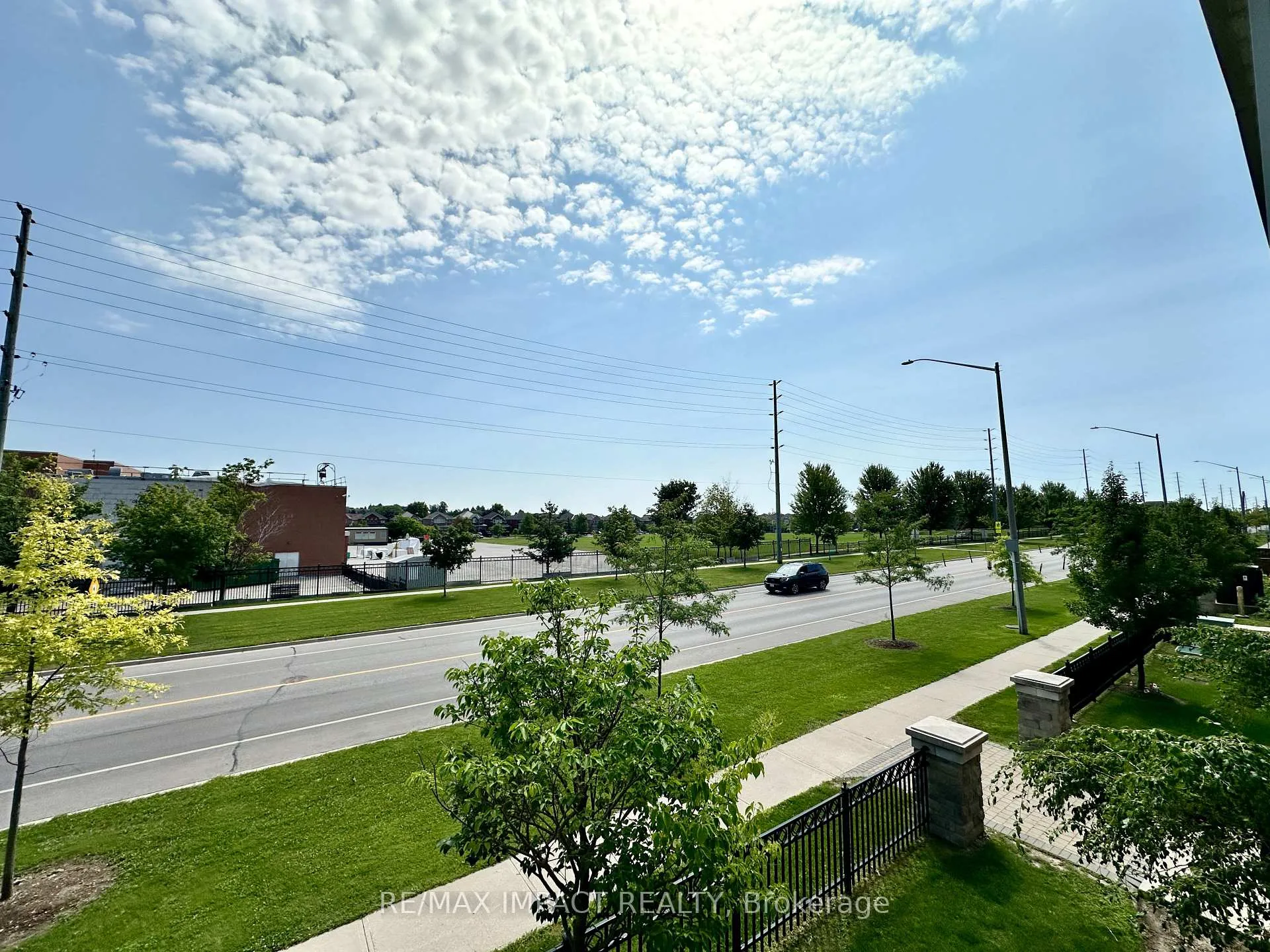 Photo 7 of Unit 104, 1 Sidney Lane, Clarington, Bowmanville — HOMEH