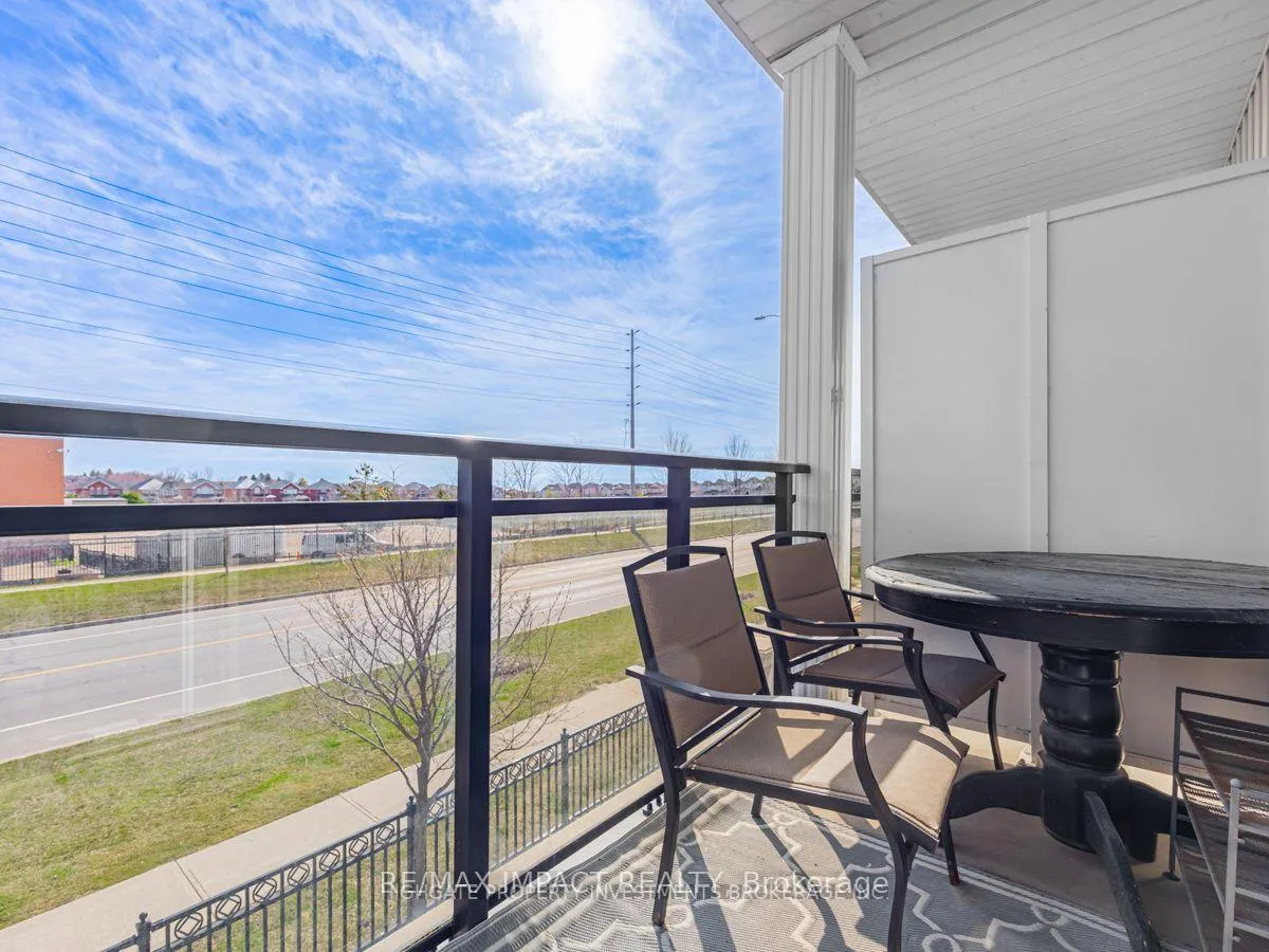 Photo 13 of Unit 104, 1 Sidney Lane, Clarington, Bowmanville — HOMEH