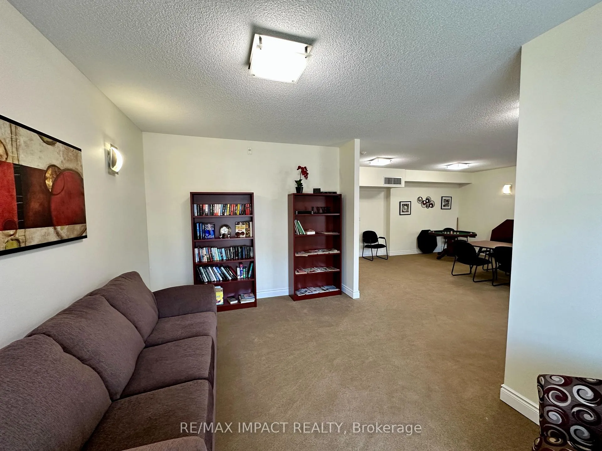 Photo 25 of Unit 104, 1 Sidney Lane, Clarington, Bowmanville — HOMEH