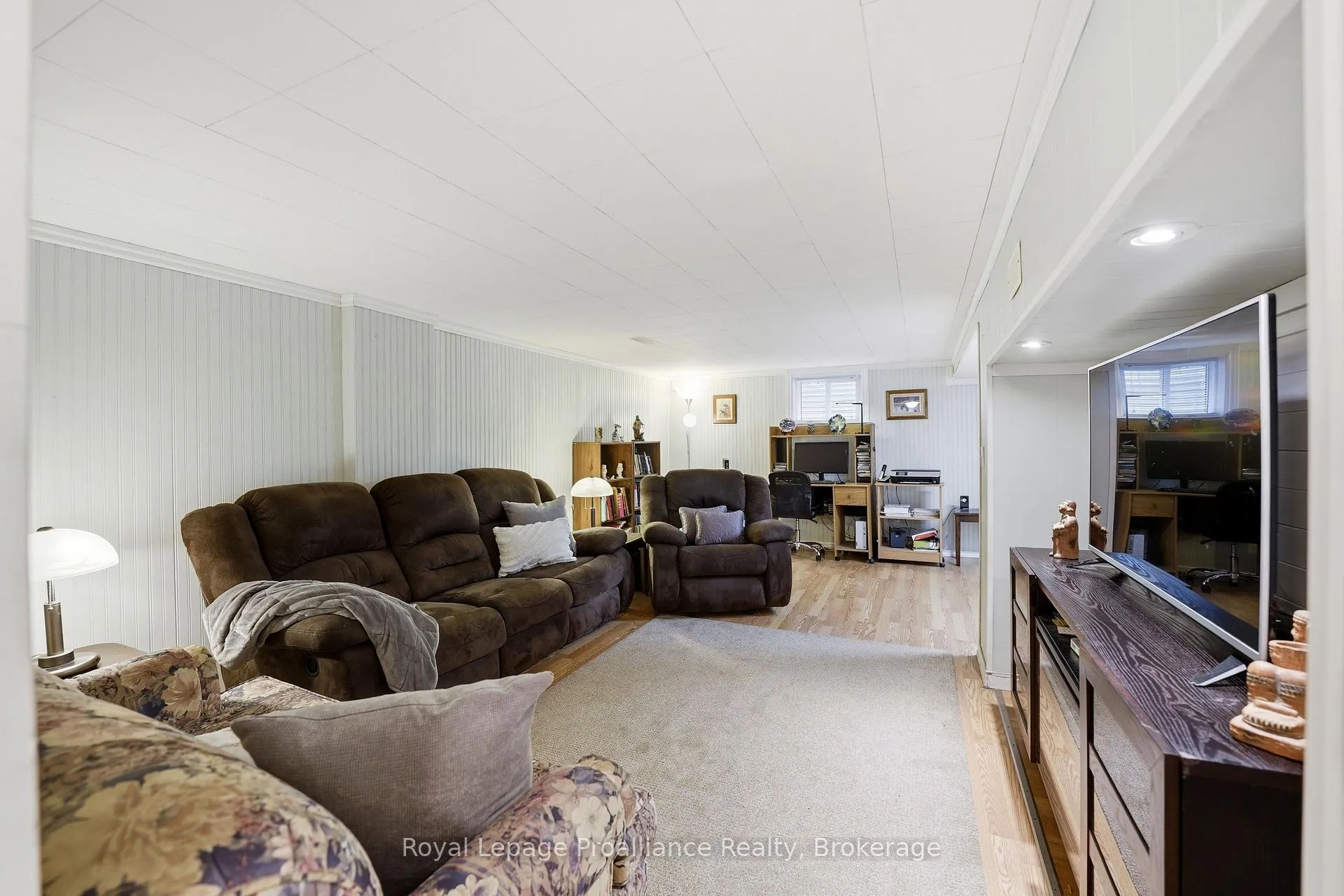 Photo 26 of 143 Avondale Road, Belleville, Belleville Ward — HOMEH