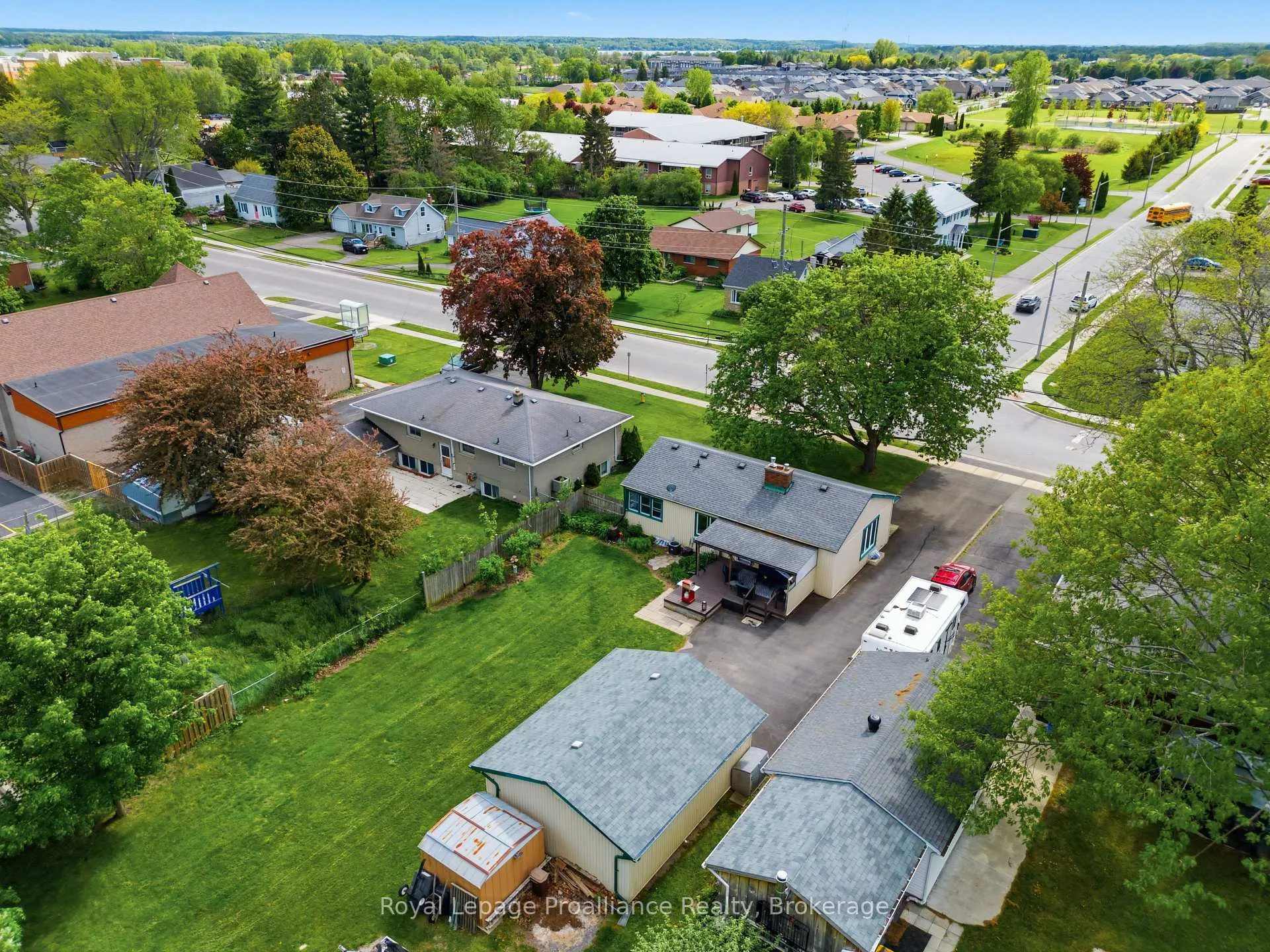 Photo 42 of 143 Avondale Road, Belleville, Belleville Ward — HOMEH