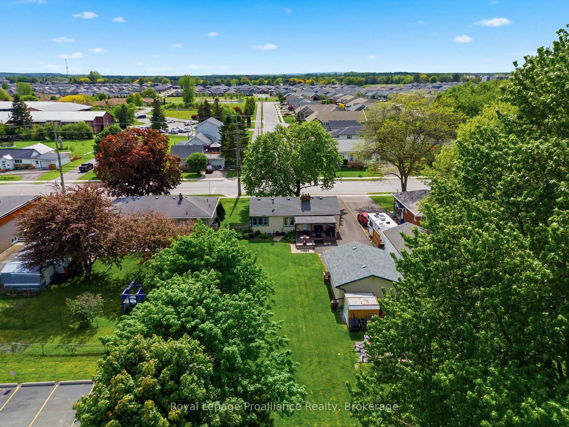 Photo 47 of 143 Avondale Road, Belleville, Belleville Ward — HOMEH