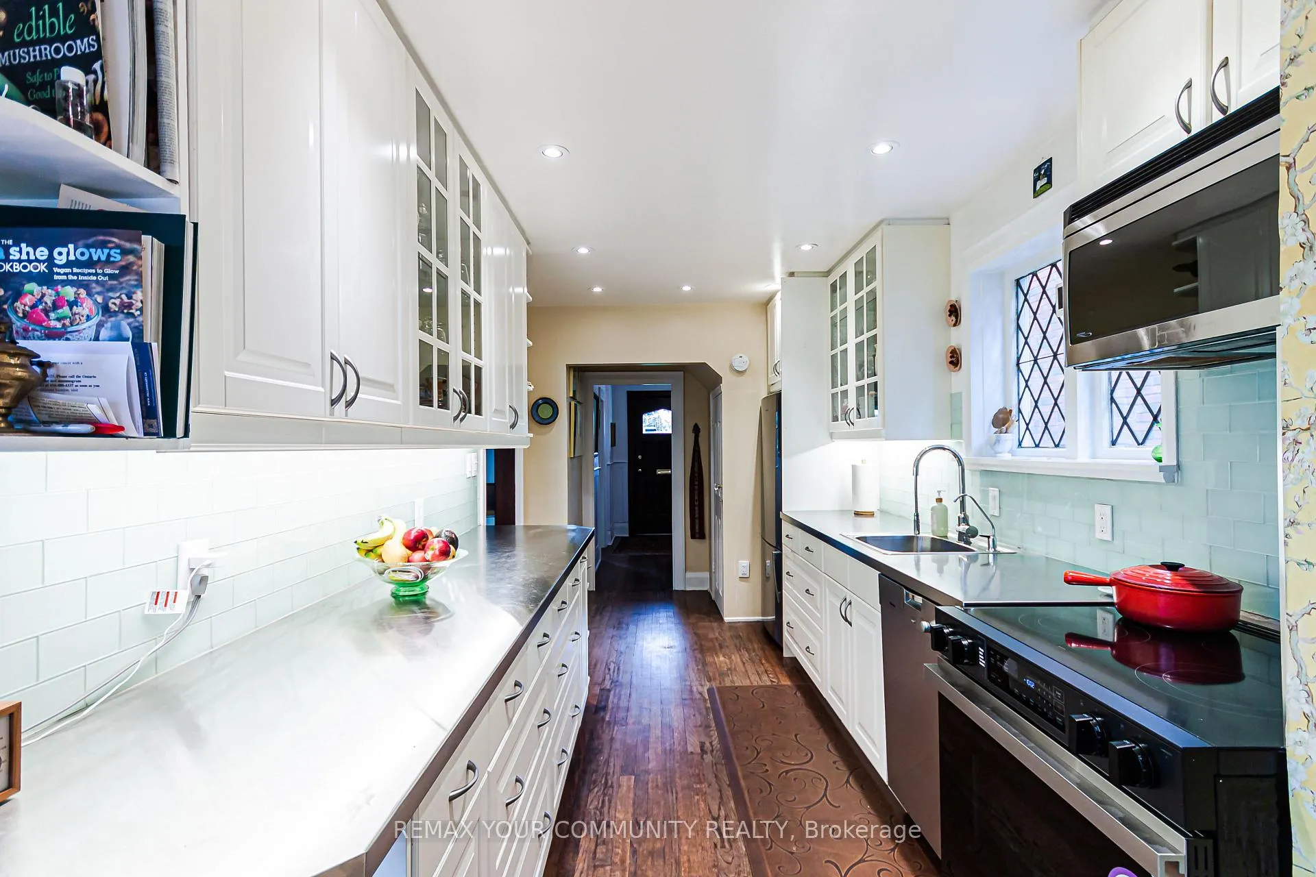 Photo 6 of 212 Wanless Avenue, Toronto, Lawrence Park North — HOMEH