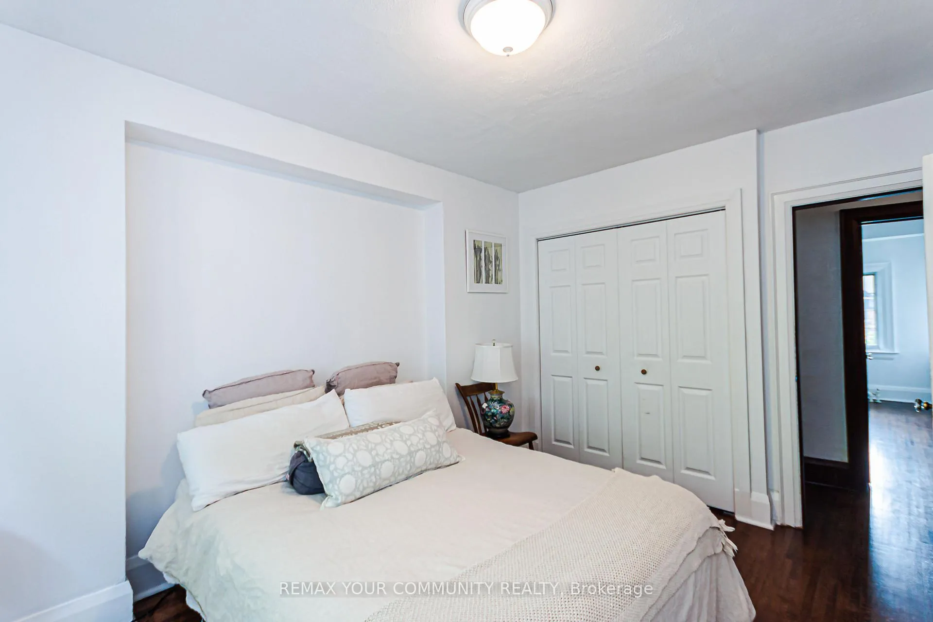 Photo 13 of 212 Wanless Avenue, Toronto, Lawrence Park North — HOMEH