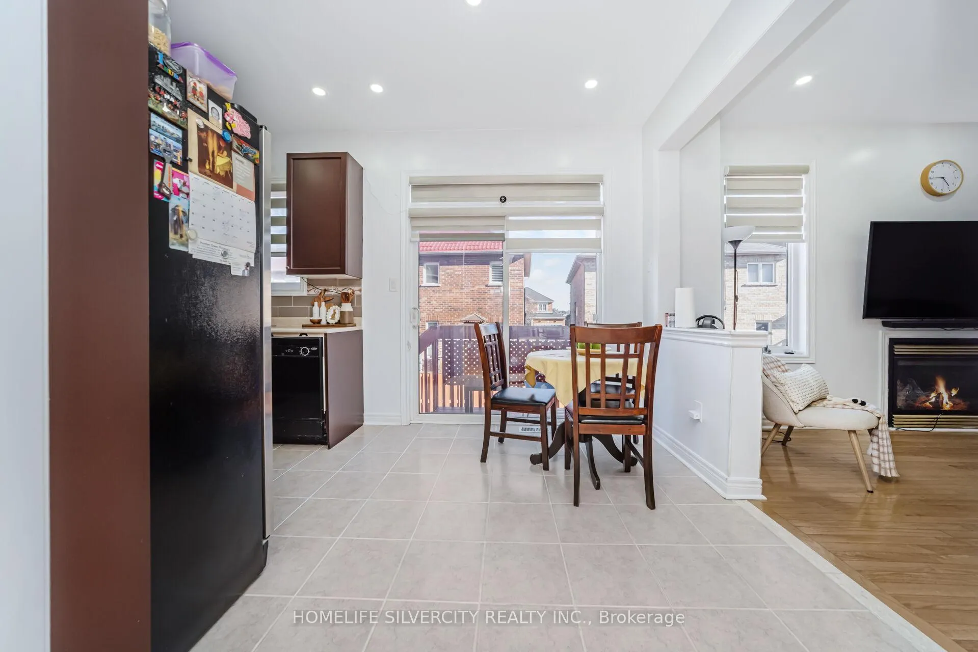 Photo 9 of 18 Finlayson Crescent, Brampton, Sandringham-Wellington — HOMEH