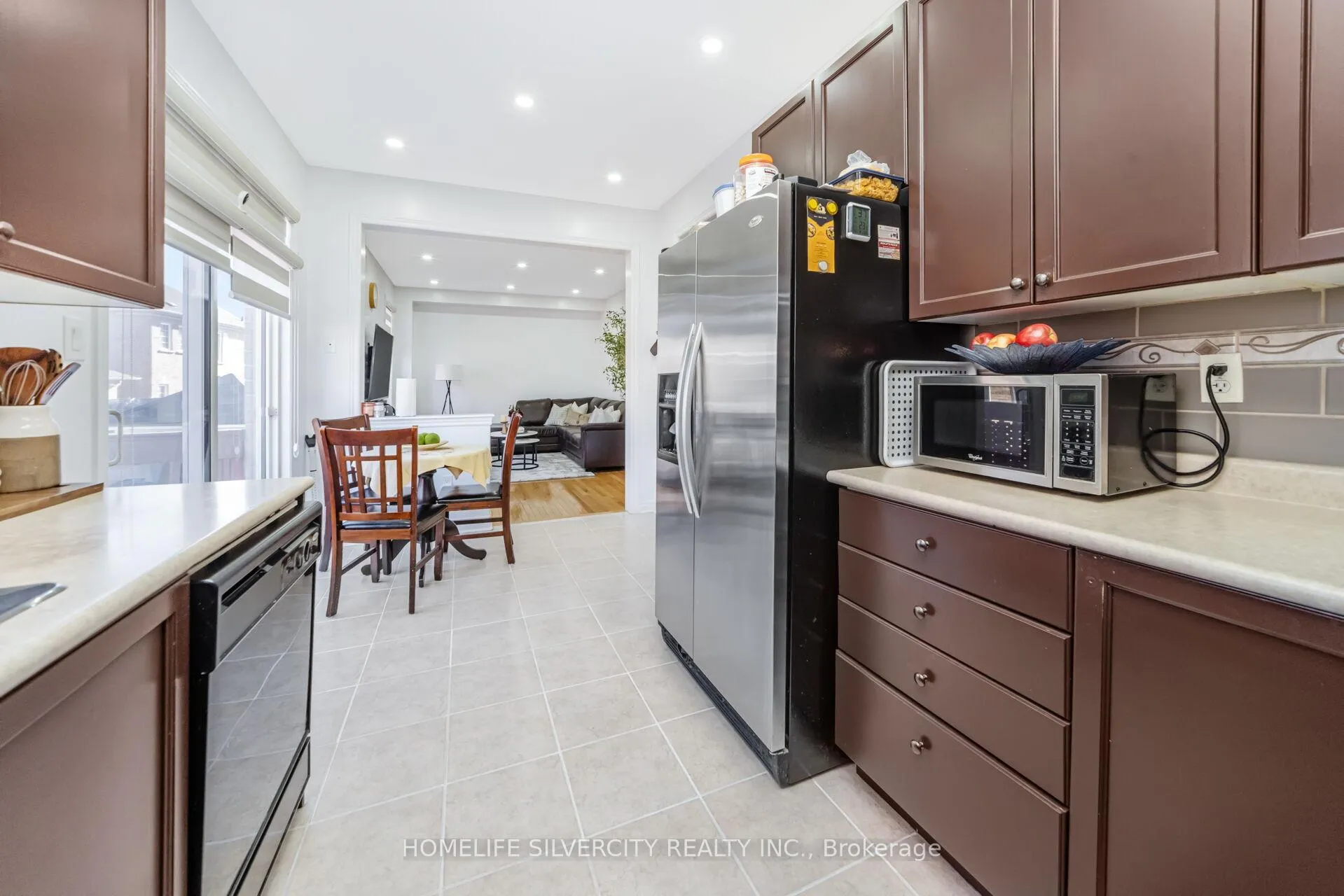 Photo 14 of 18 Finlayson Crescent, Brampton, Sandringham-Wellington — HOMEH