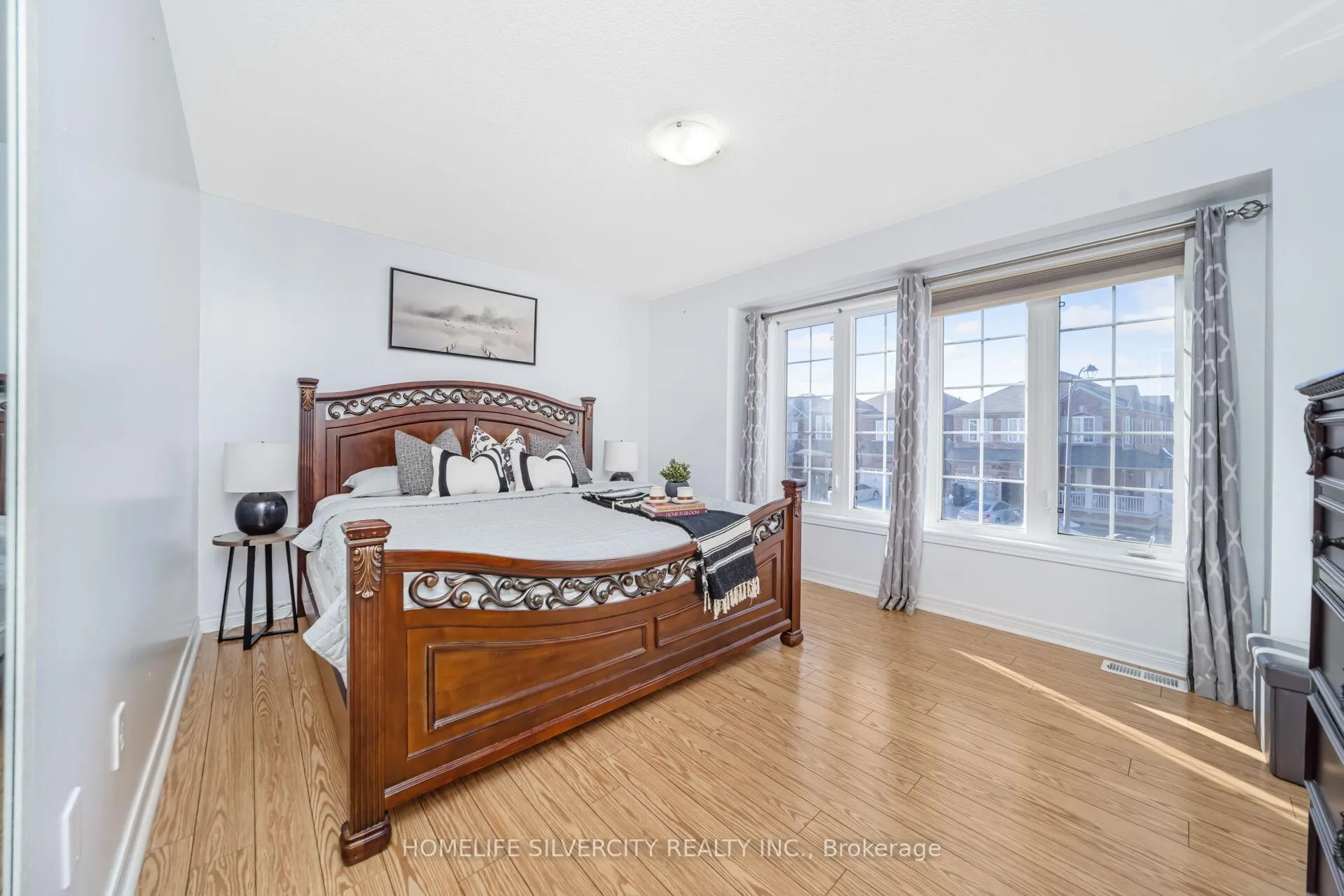 Photo 28 of 18 Finlayson Crescent, Brampton, Sandringham-Wellington — HOMEH