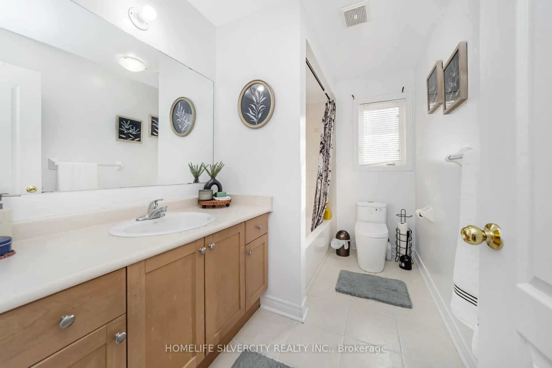 Photo 31 of 18 Finlayson Crescent, Brampton, Sandringham-Wellington — HOMEH