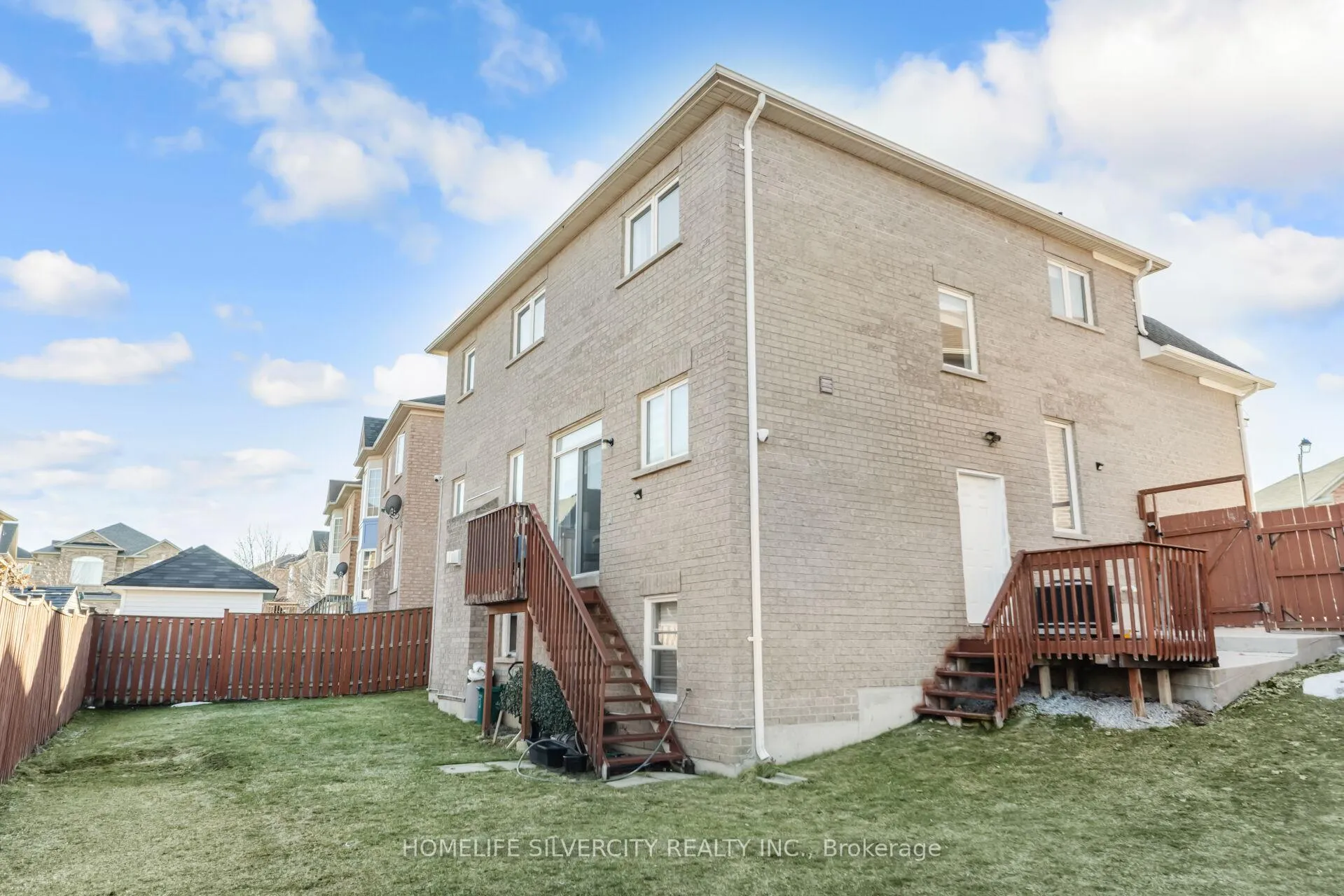Photo 48 of 18 Finlayson Crescent, Brampton, Sandringham-Wellington — HOMEH