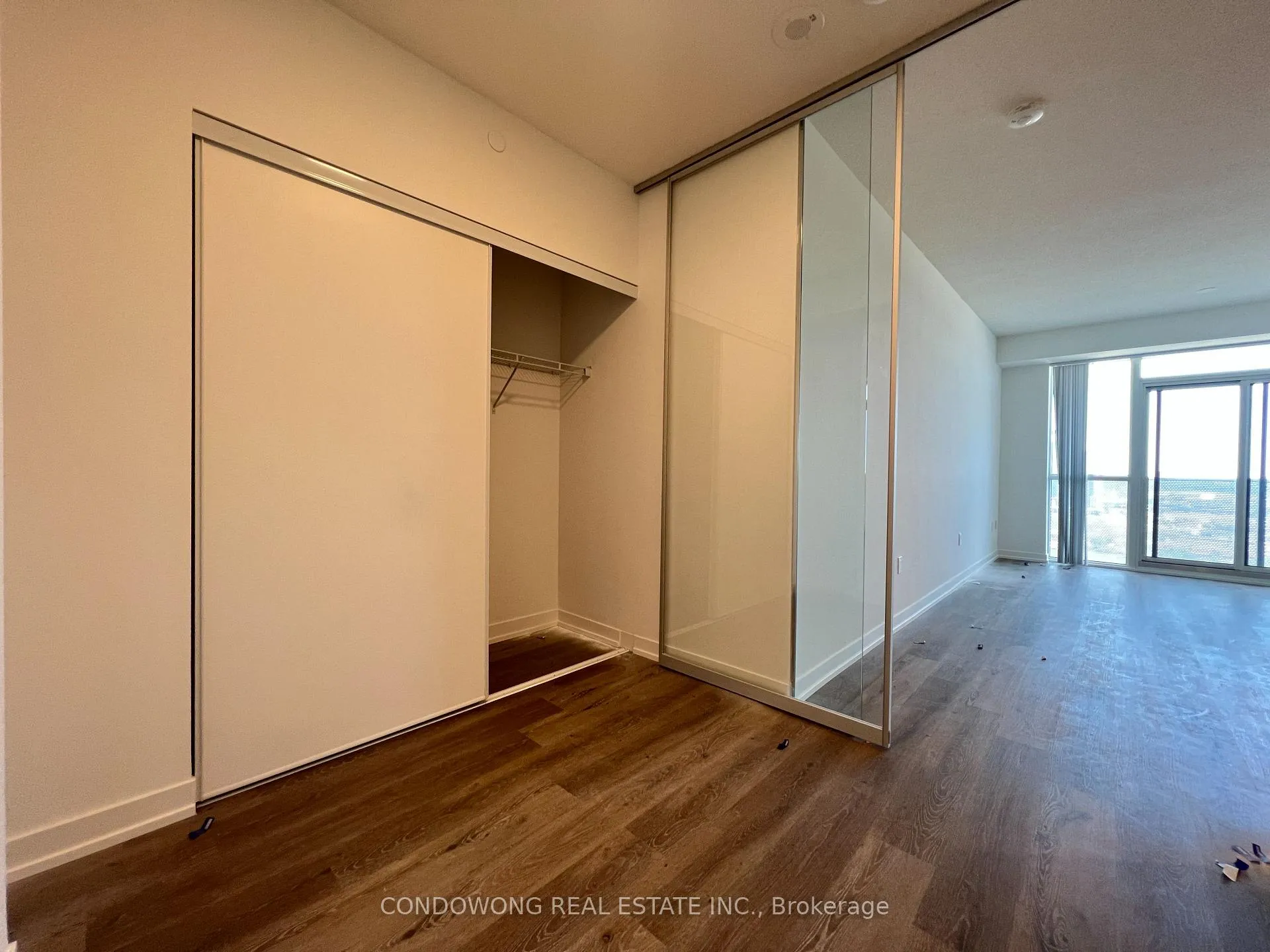 Photo 9 of Unit 2606, 28 Interchange Way, Vaughan, Vaughan Corporate Centre — HOMEH