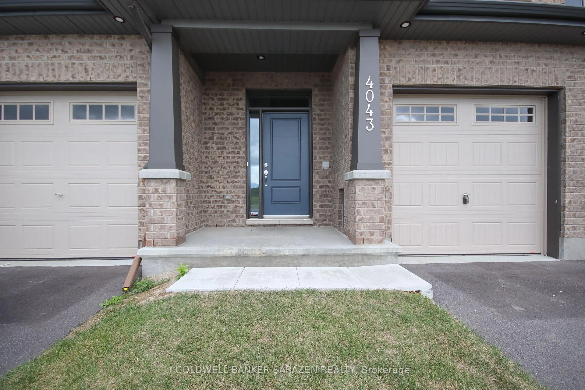 Photo 3 of 4043 Kelly Farm Drive, Ottawa, Blossom Park/Kemp Park/Findlay Creek — HOMEH