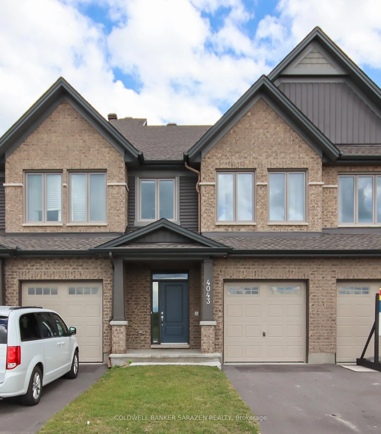 Photo 4 of 4043 Kelly Farm Drive, Ottawa, Blossom Park/Kemp Park/Findlay Creek — HOMEH