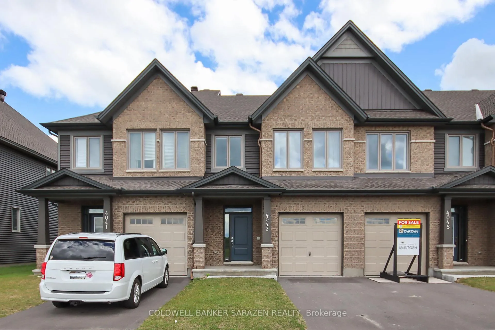 Photo 5 of 4043 Kelly Farm Drive, Ottawa, Blossom Park/Kemp Park/Findlay Creek — HOMEH