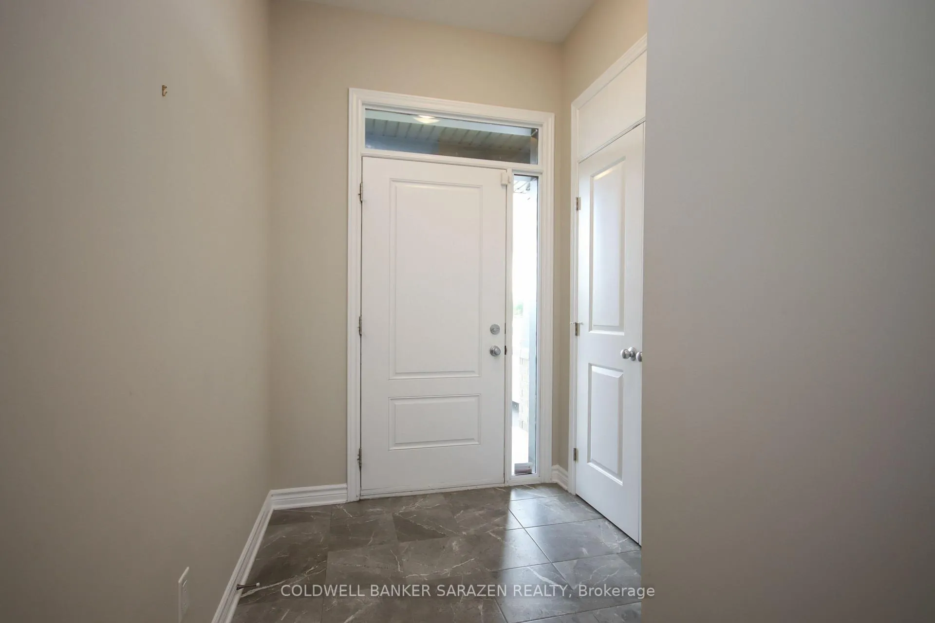 Photo 6 of 4043 Kelly Farm Drive, Ottawa, Blossom Park/Kemp Park/Findlay Creek — HOMEH