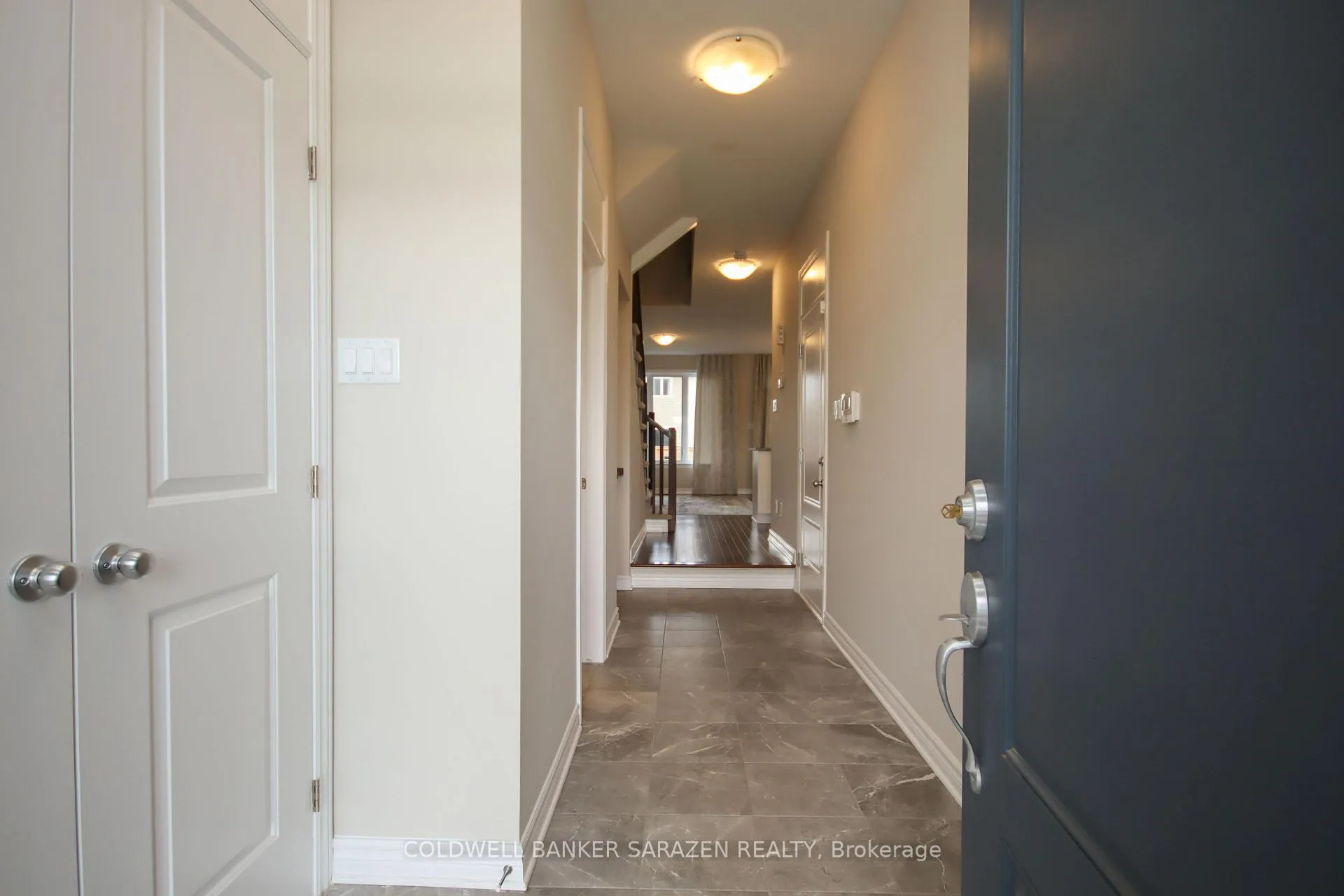 Photo 7 of 4043 Kelly Farm Drive, Ottawa, Blossom Park/Kemp Park/Findlay Creek — HOMEH