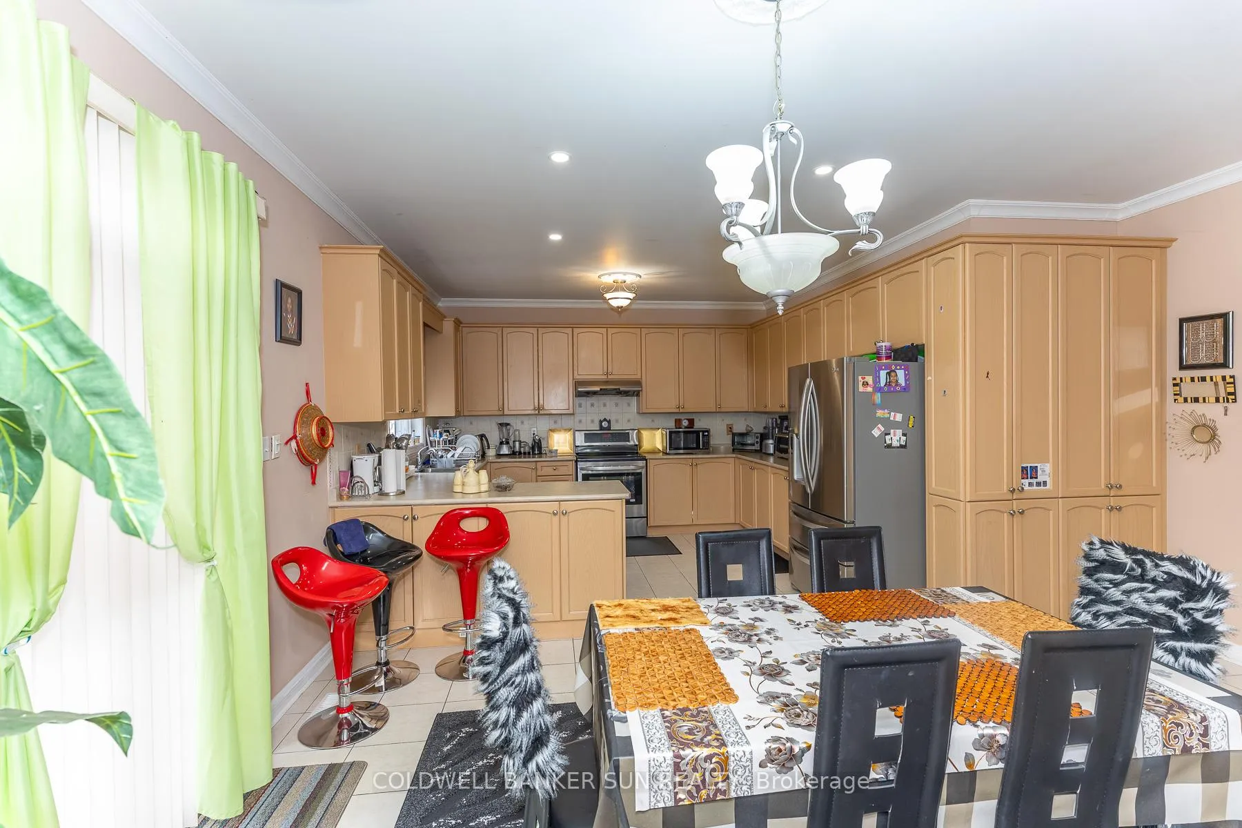 Photo 19 of 30 Ice Fields Road, Brampton, Sandringham-Wellington — HOMEH