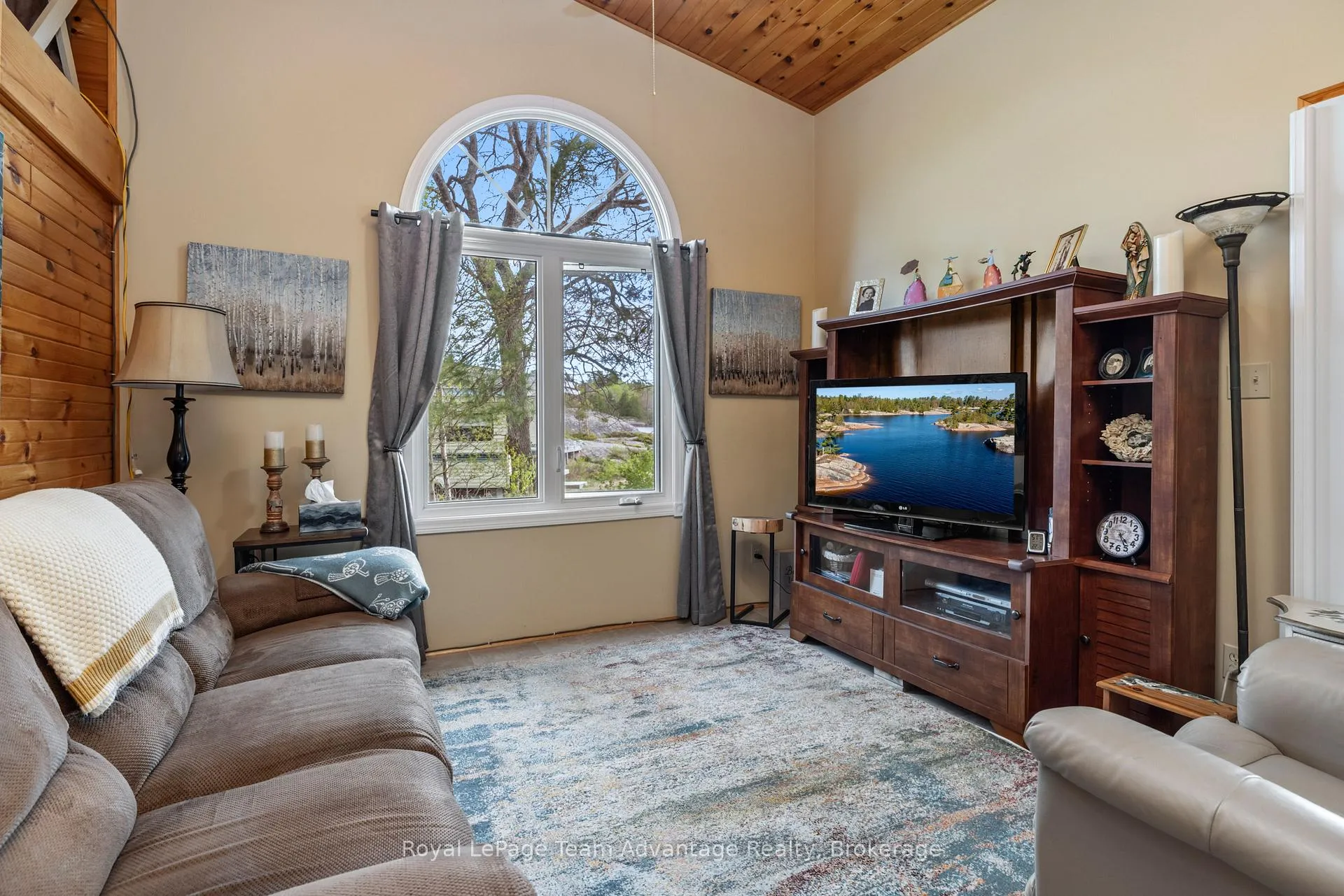 Photo 13 of 2420 Riverside Drive, Parry Sound Remote Area, Henvey — HOMEH
