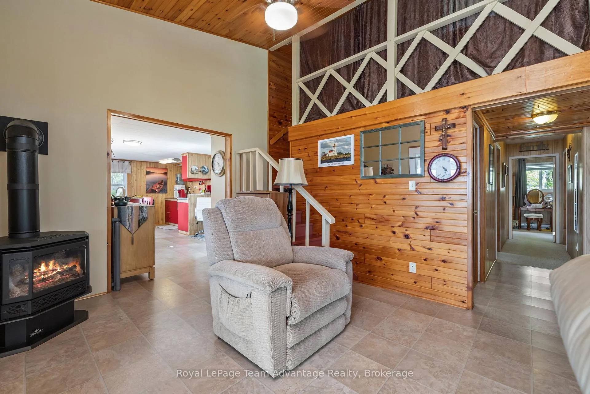Photo 15 of 2420 Riverside Drive, Parry Sound Remote Area, Henvey — HOMEH