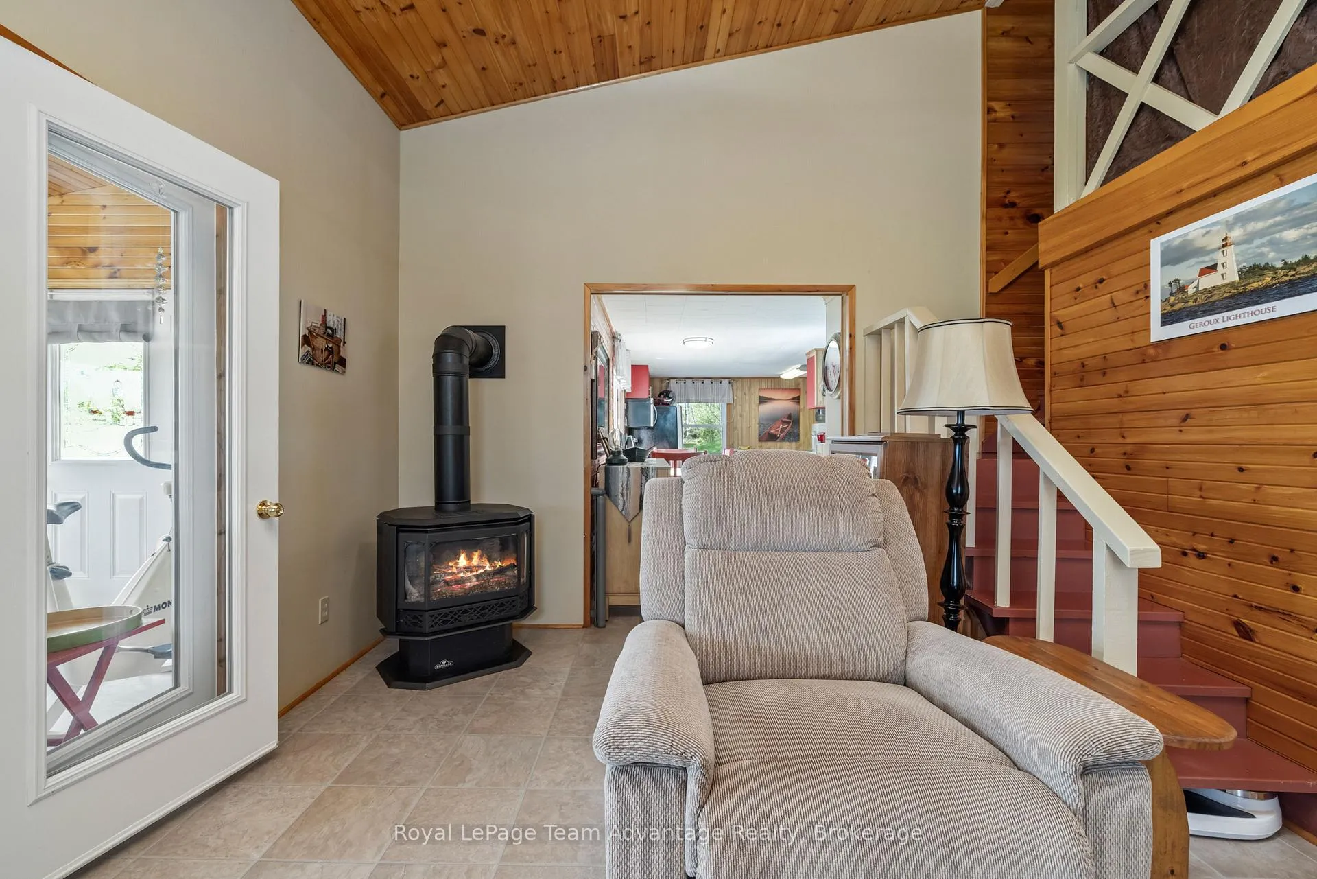 Photo 16 of 2420 Riverside Drive, Parry Sound Remote Area, Henvey — HOMEH