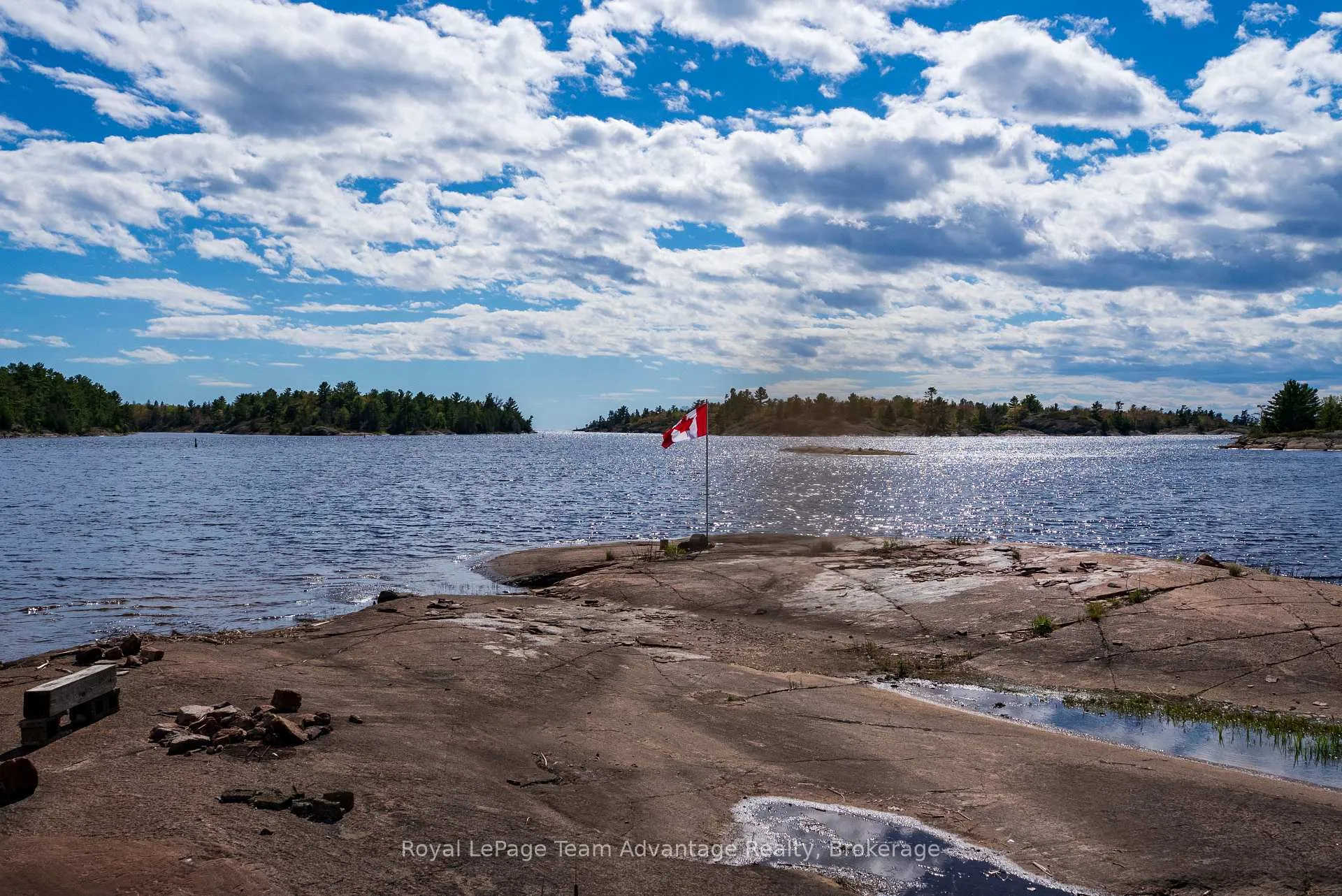 Photo 38 of 2420 Riverside Drive, Parry Sound Remote Area, Henvey — HOMEH