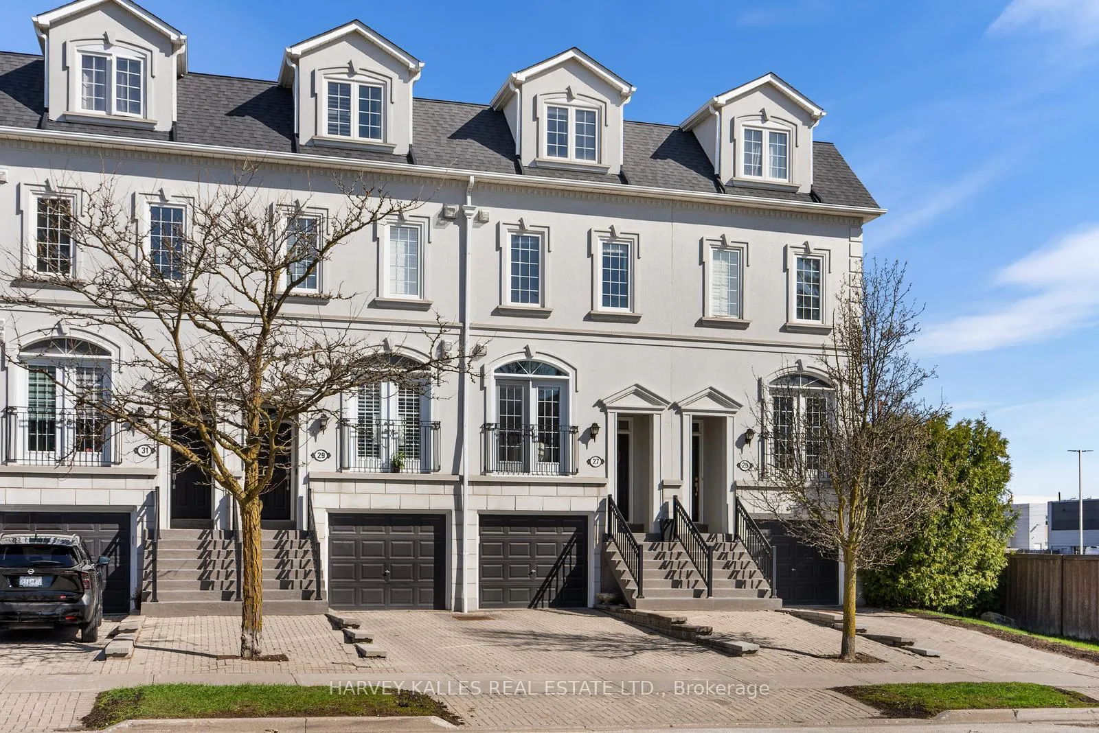 Photo 3 of 27 Benson Avenue, Richmond Hill, Mill Pond — HOMEH