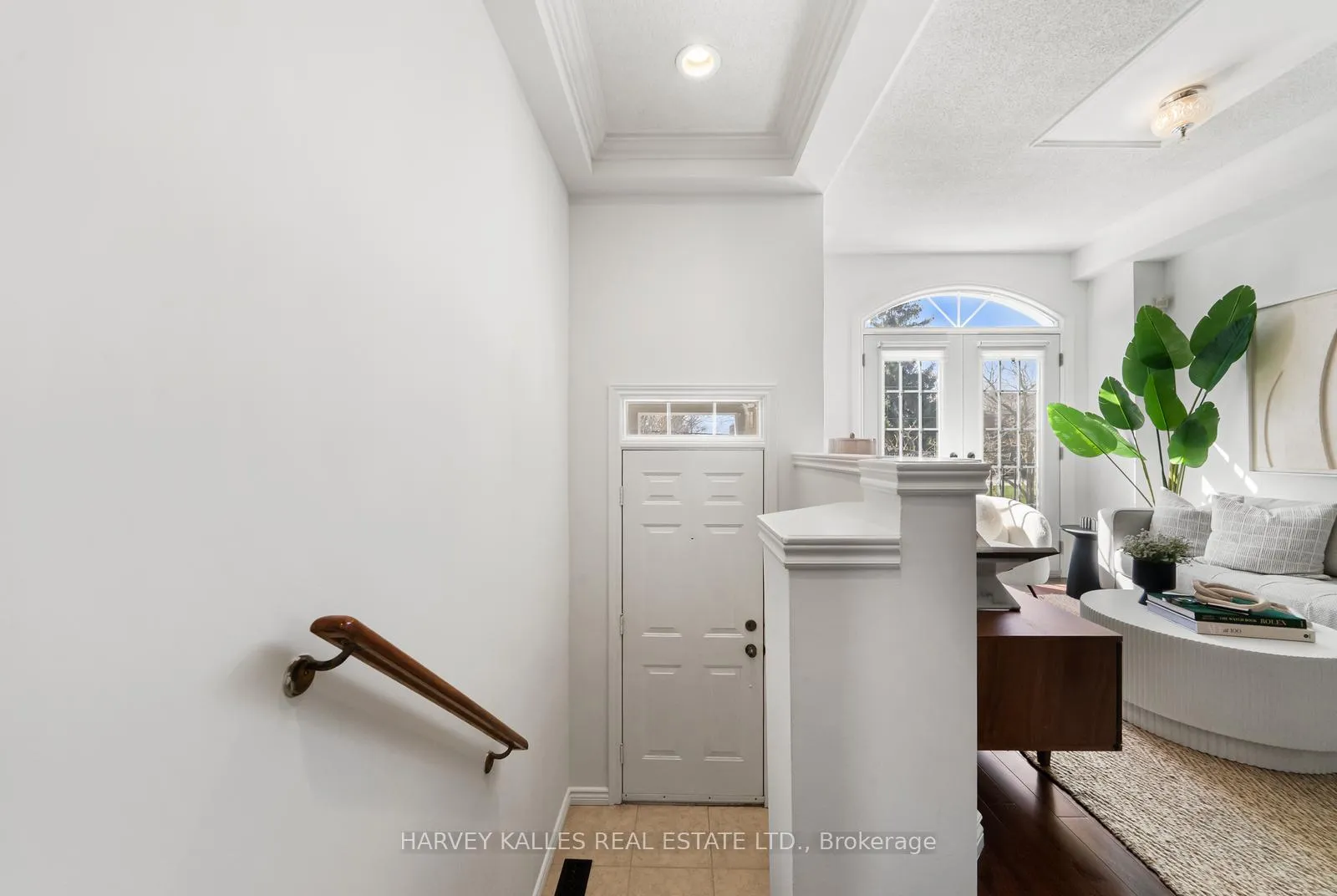 Photo 5 of 27 Benson Avenue, Richmond Hill, Mill Pond — HOMEH
