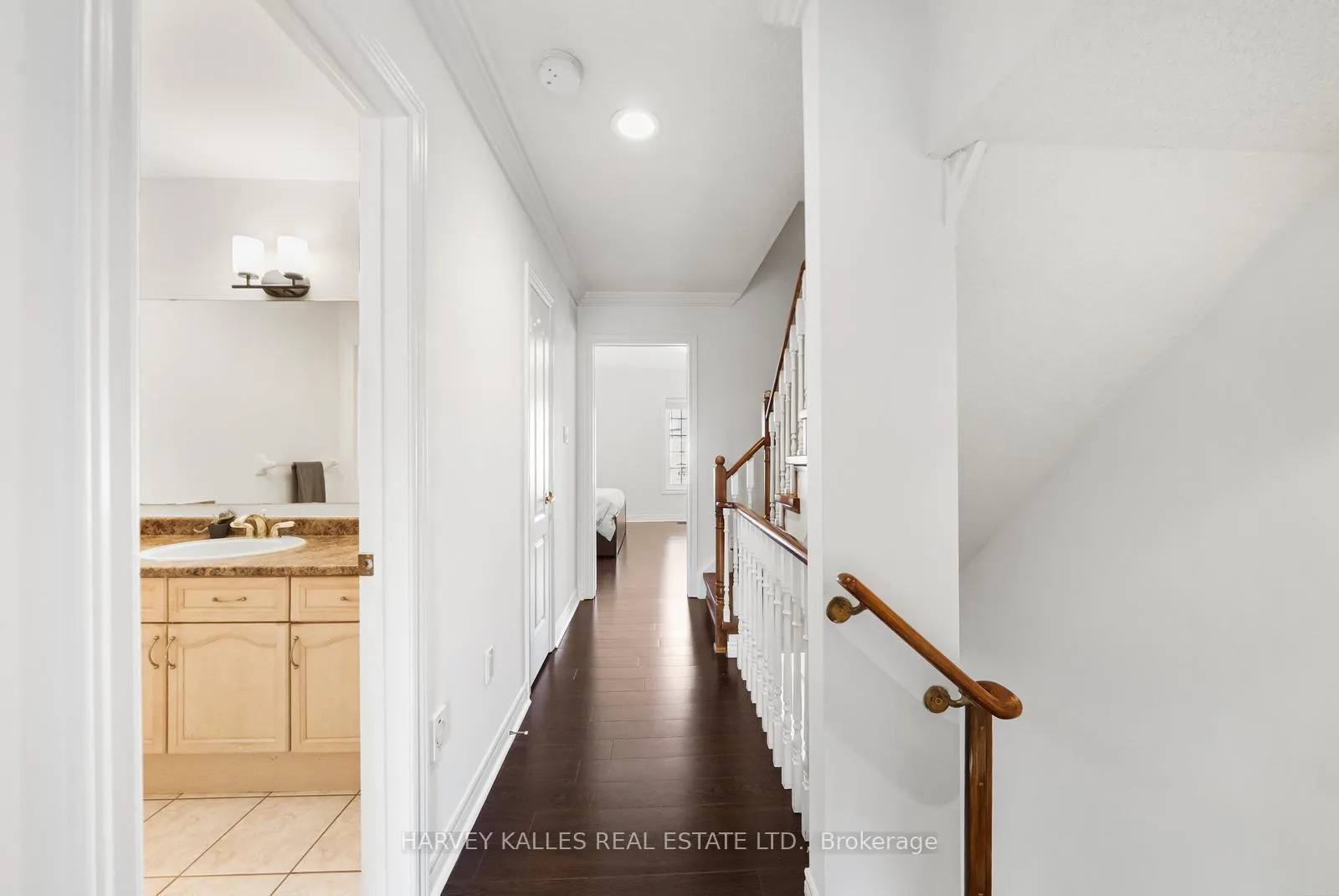 Photo 27 of 27 Benson Avenue, Richmond Hill, Mill Pond — HOMEH