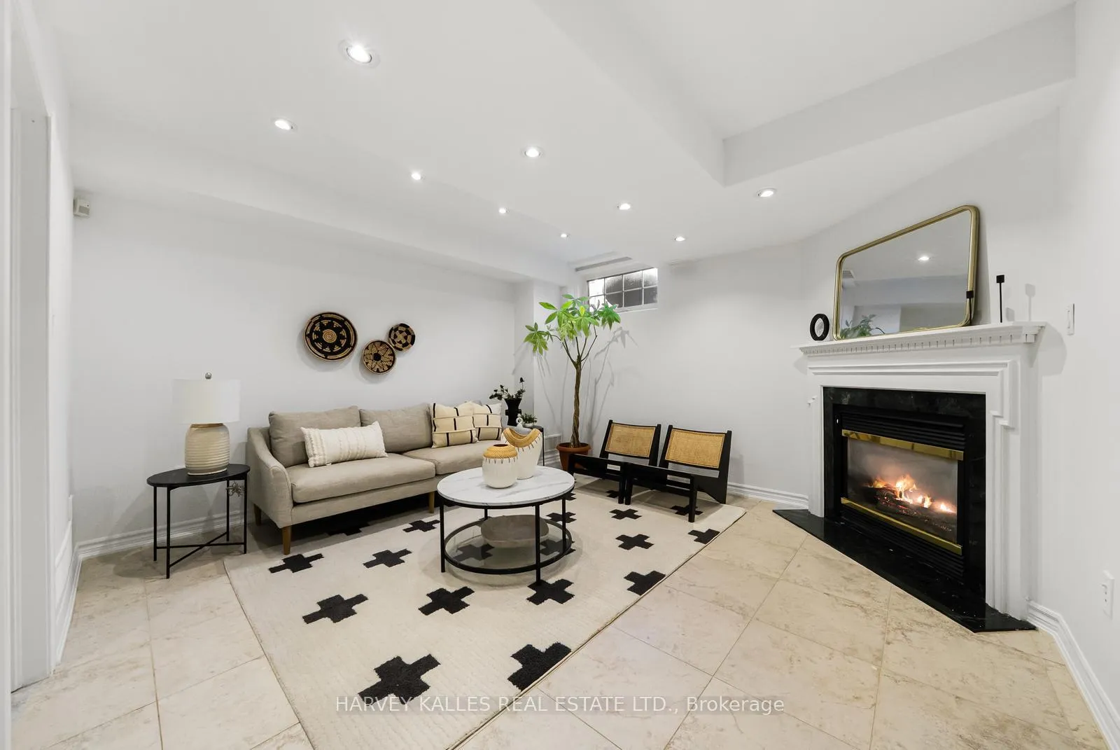 Photo 41 of 27 Benson Avenue, Richmond Hill, Mill Pond — HOMEH