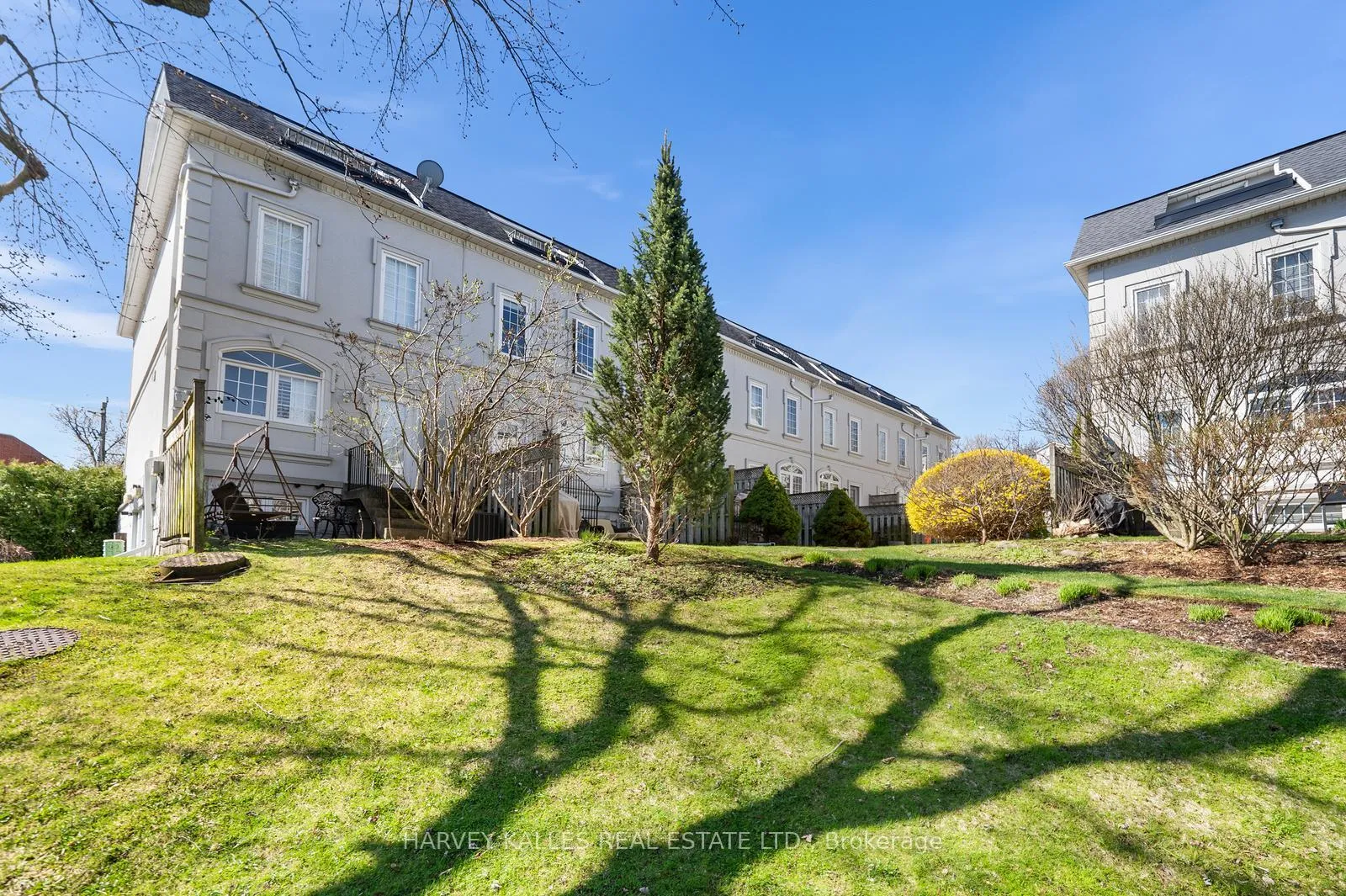 Photo 46 of 27 Benson Avenue, Richmond Hill, Mill Pond — HOMEH