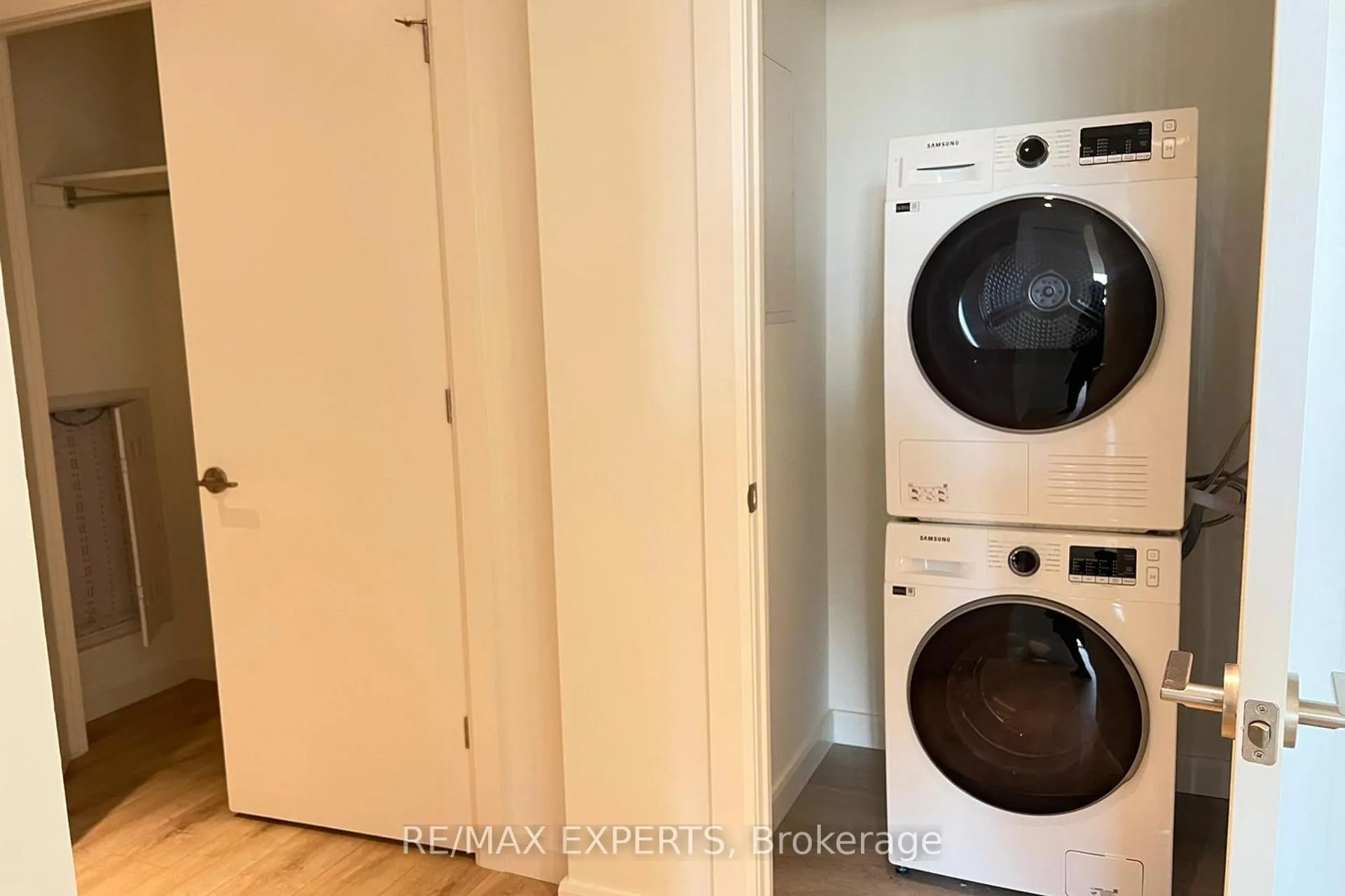 Photo 9 of 403 741 King Street W, Kitchener — HOMEH