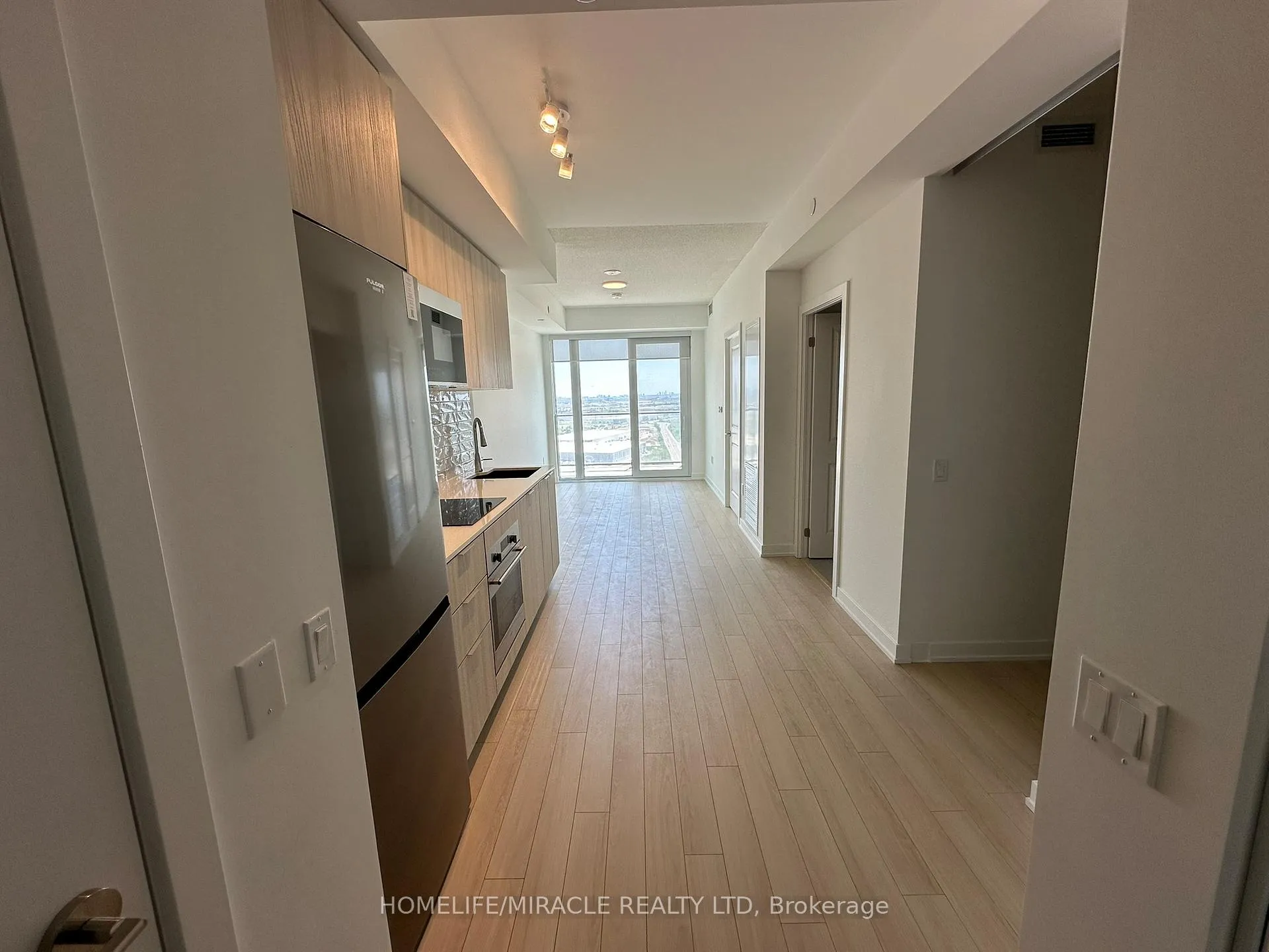 Photo 4 of Unit 2703, 15 Skyridge Drive, Brampton, Bram East — HOMEH