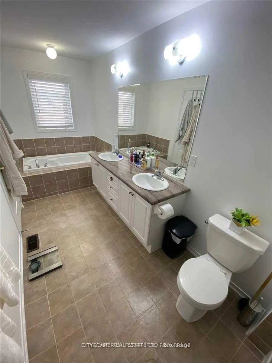 Photo 18 of Unit Upper, 20 Pentonville Road, Brampton, Sandringham-Wellington — HOMEH