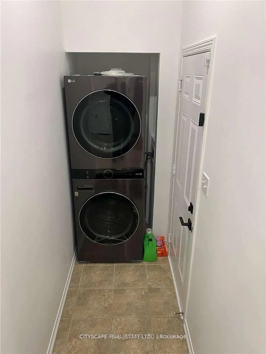 Photo 21 of Unit Upper, 20 Pentonville Road, Brampton, Sandringham-Wellington — HOMEH