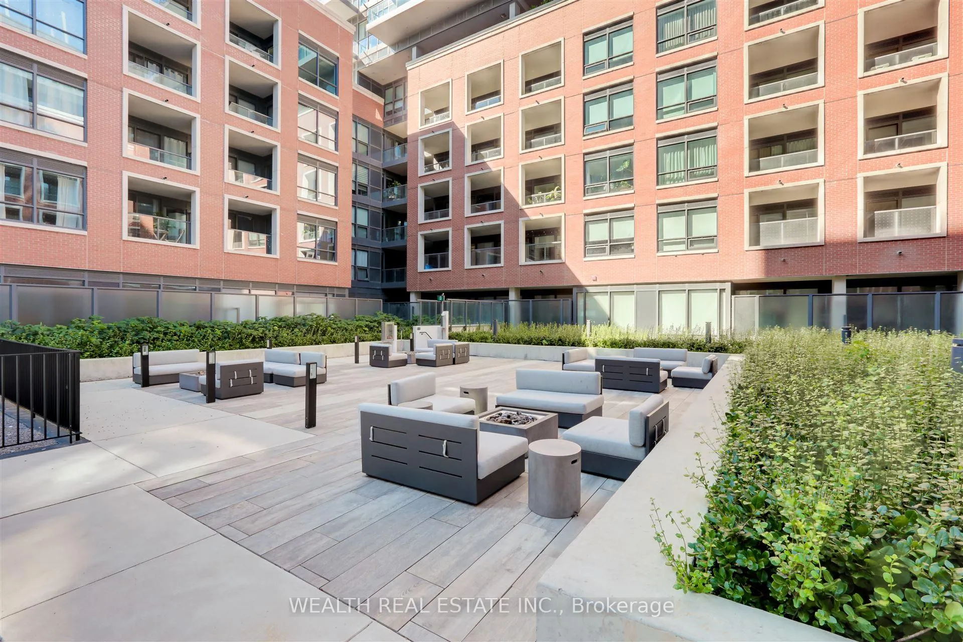 Photo 21 of Unit 816, 33 Frederick Todd Way, Toronto, Thorncliffe Park — HOMEH