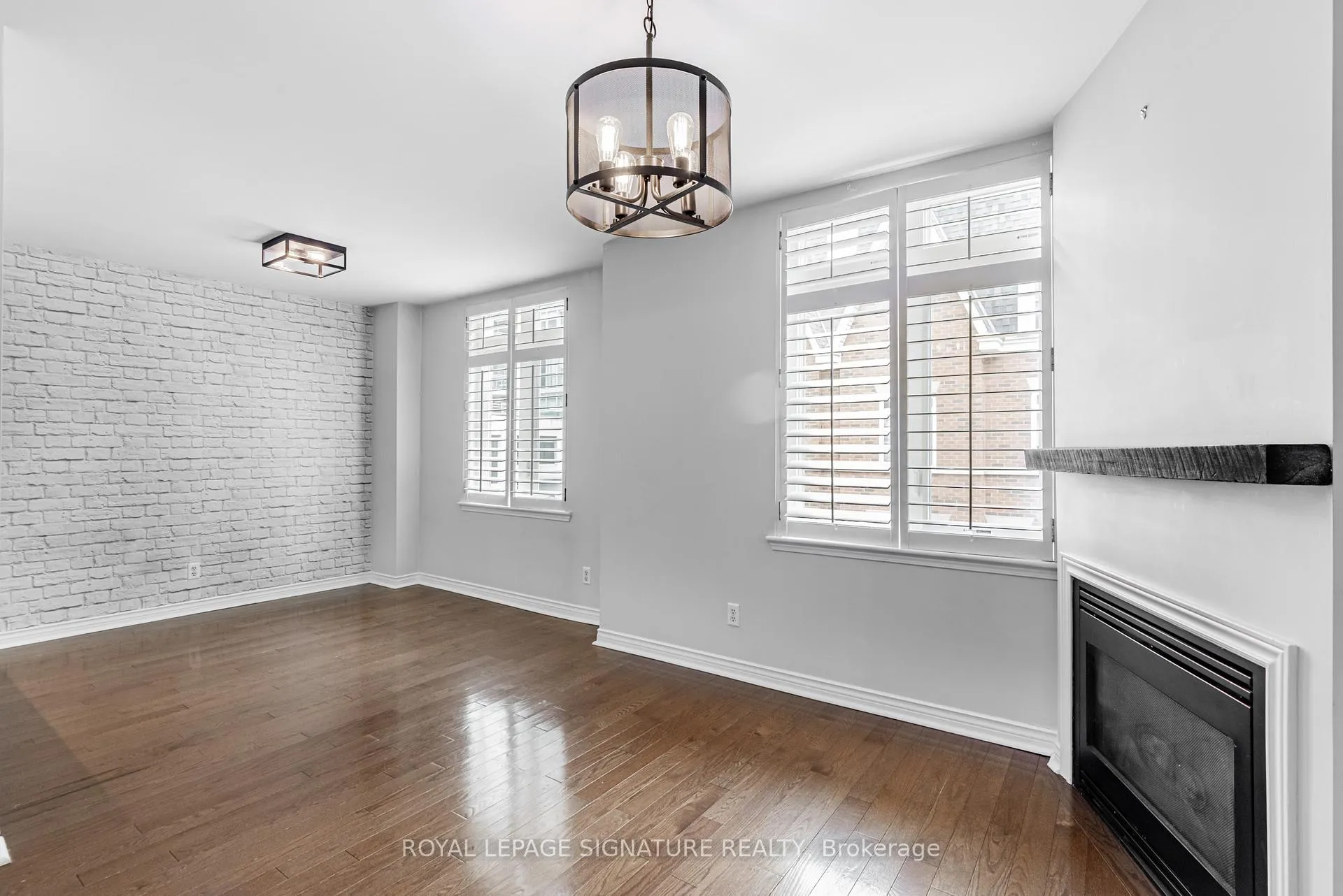 Photo 6 of Unit 23, 100 Redpath Avenue, Toronto, Mount Pleasant West — HOMEH
