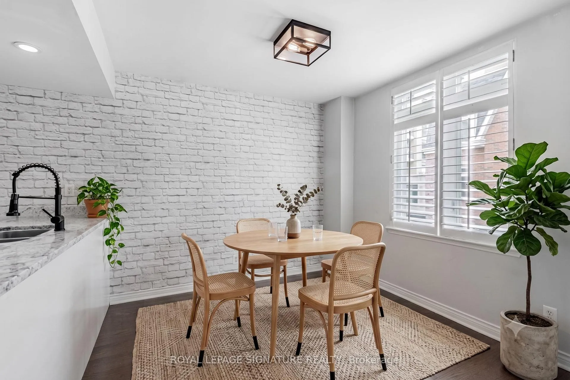 Photo 7 of Unit 23, 100 Redpath Avenue, Toronto, Mount Pleasant West — HOMEH