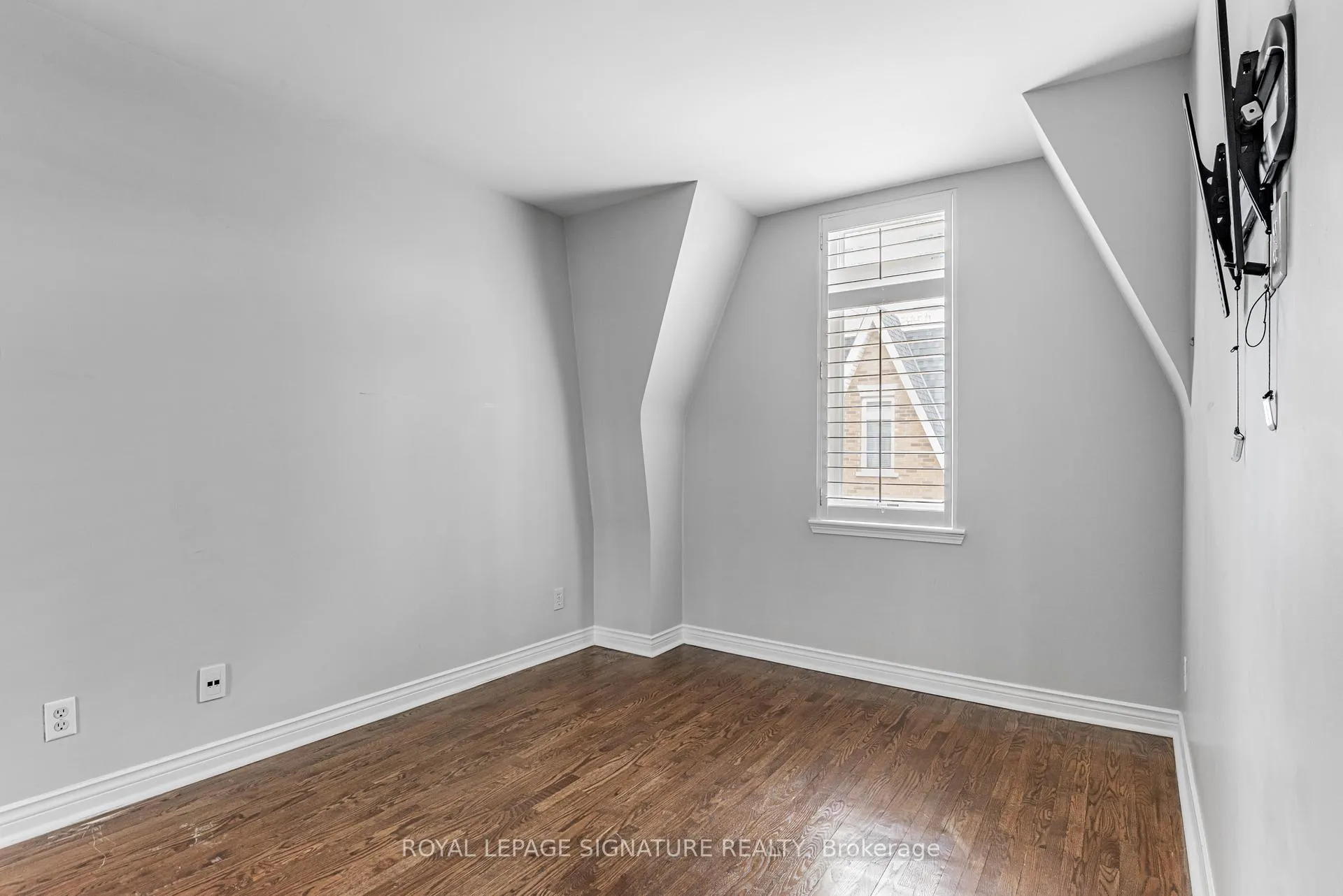 Photo 18 of Unit 23, 100 Redpath Avenue, Toronto, Mount Pleasant West — HOMEH
