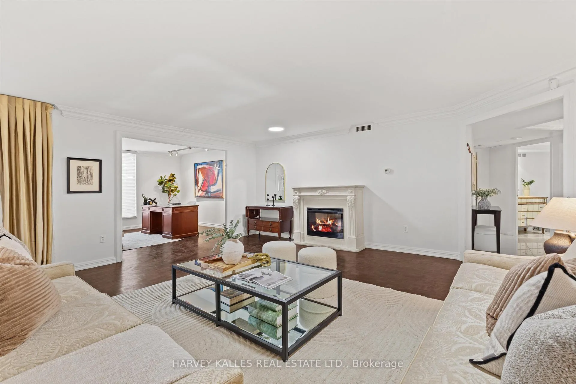 Photo 3 of Unit 201, 3900 Yonge Street, Toronto, Bedford Park-Nortown — HOMEH