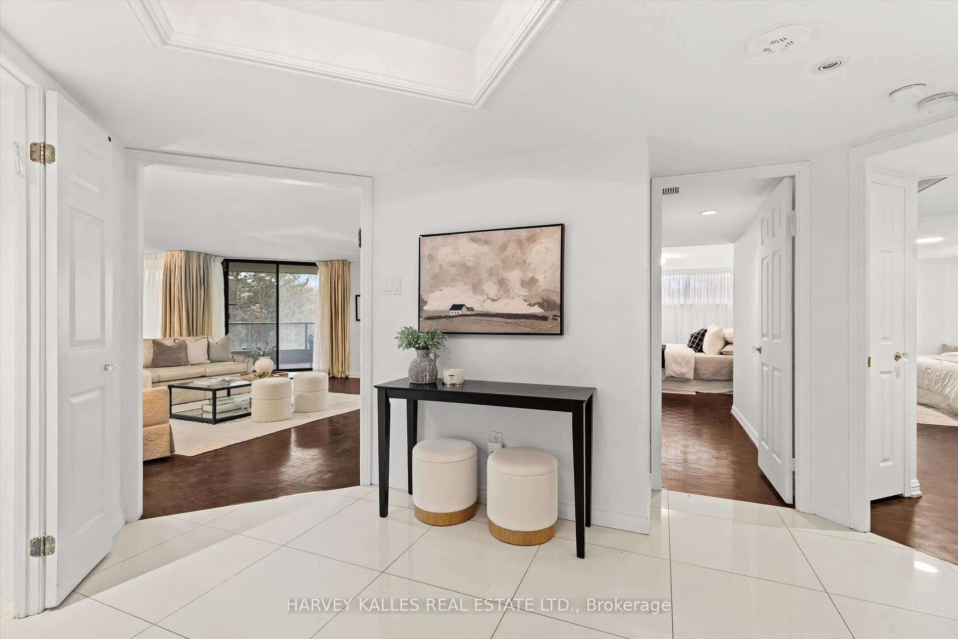 Photo 12 of Unit 201, 3900 Yonge Street, Toronto, Bedford Park-Nortown — HOMEH