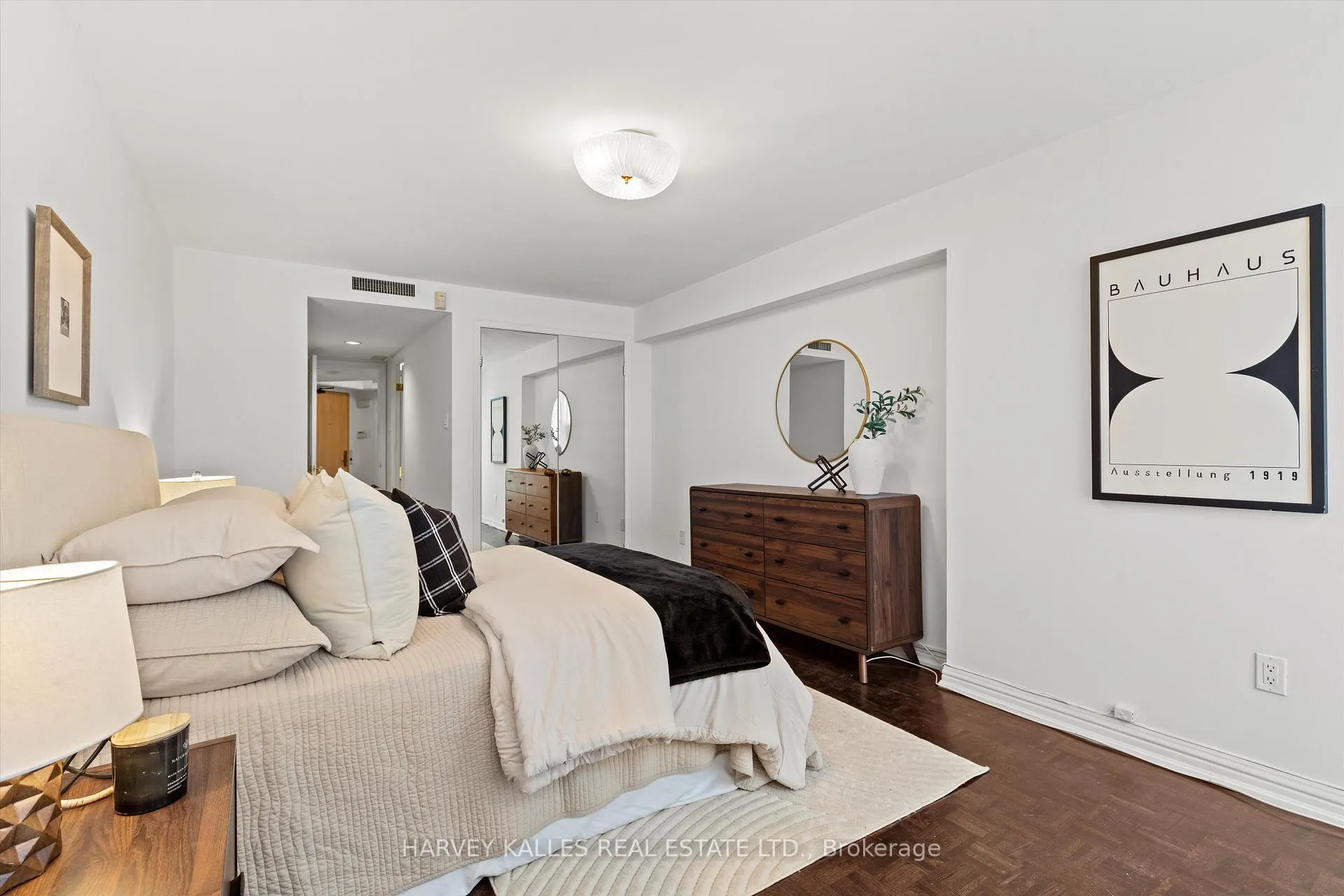 Photo 19 of Unit 201, 3900 Yonge Street, Toronto, Bedford Park-Nortown — HOMEH