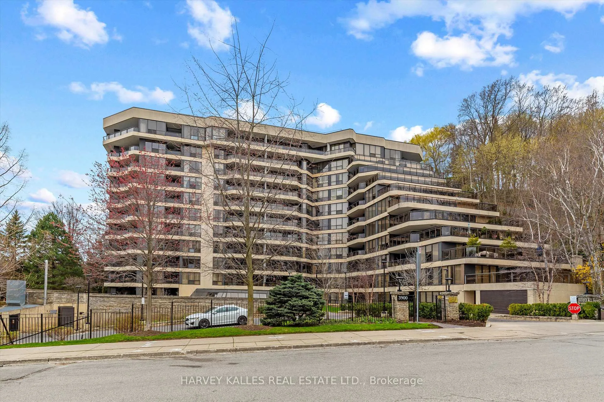 Photo 29 of Unit 201, 3900 Yonge Street, Toronto, Bedford Park-Nortown — HOMEH