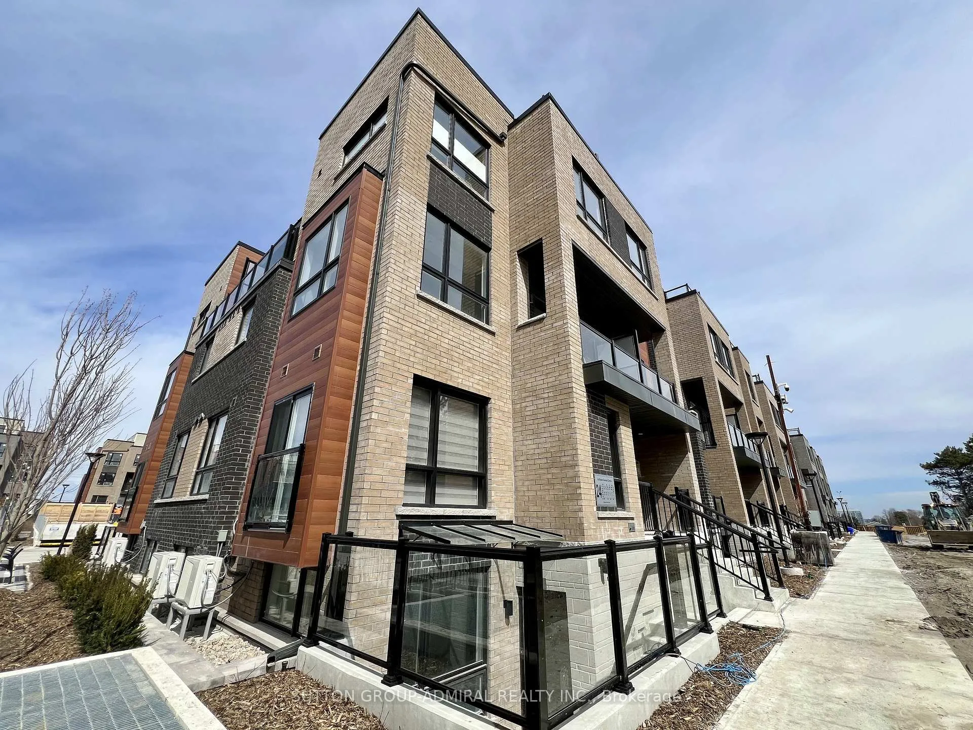 Front of Unit 15, 24 Lytham Green Circle
