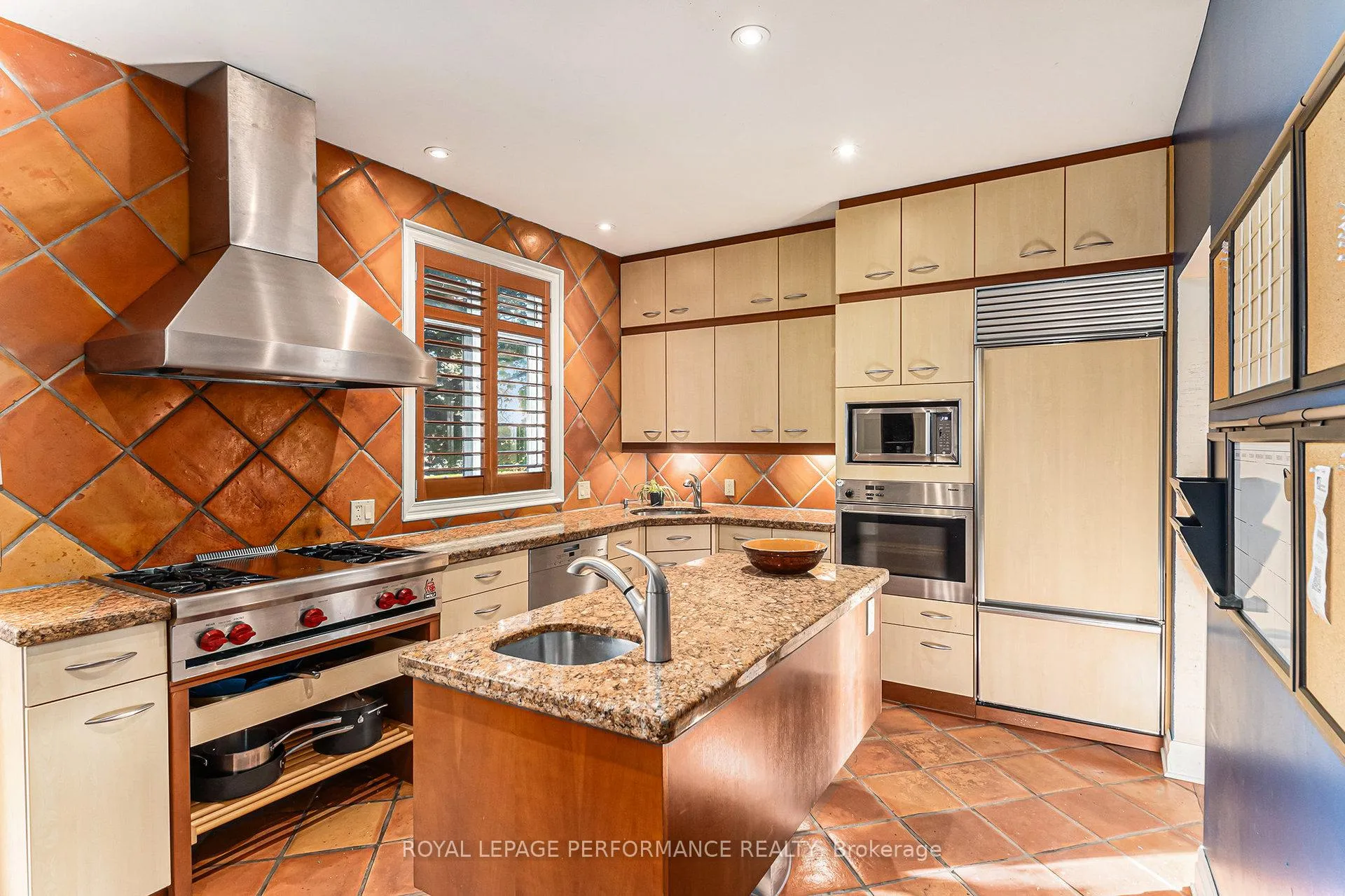 Photo 12 of 1386 Chicory Place, Ottawa, Carson Grove — HOMEH