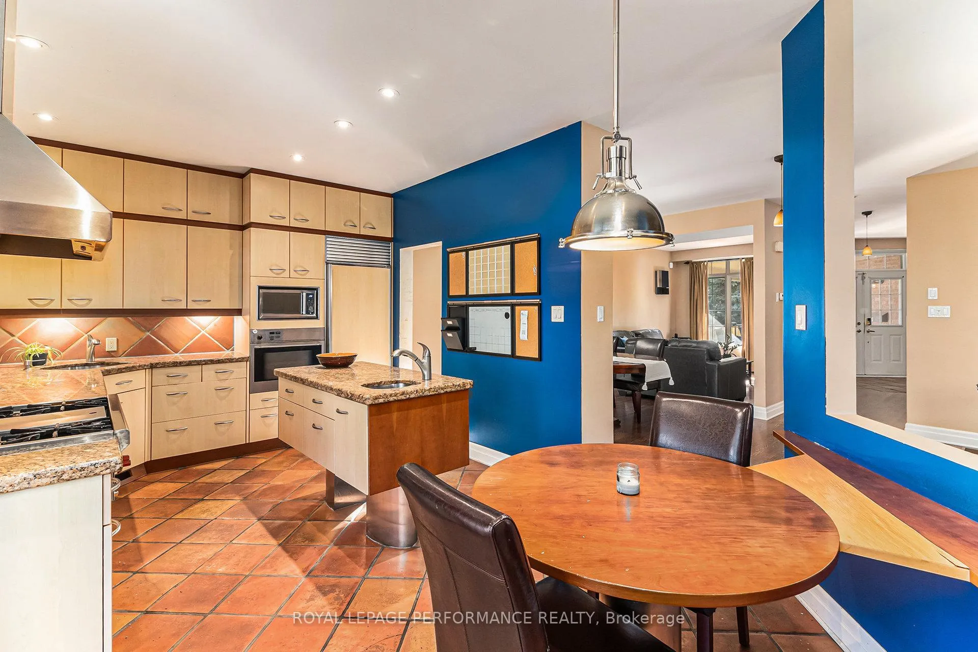 Photo 14 of 1386 Chicory Place, Ottawa, Carson Grove — HOMEH
