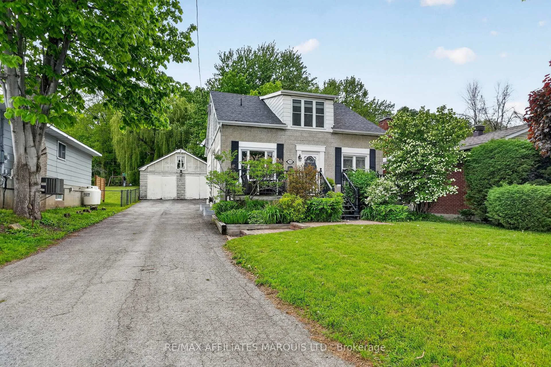Photo 1 of 3324 Montreal Road, Cornwall — HOMEH