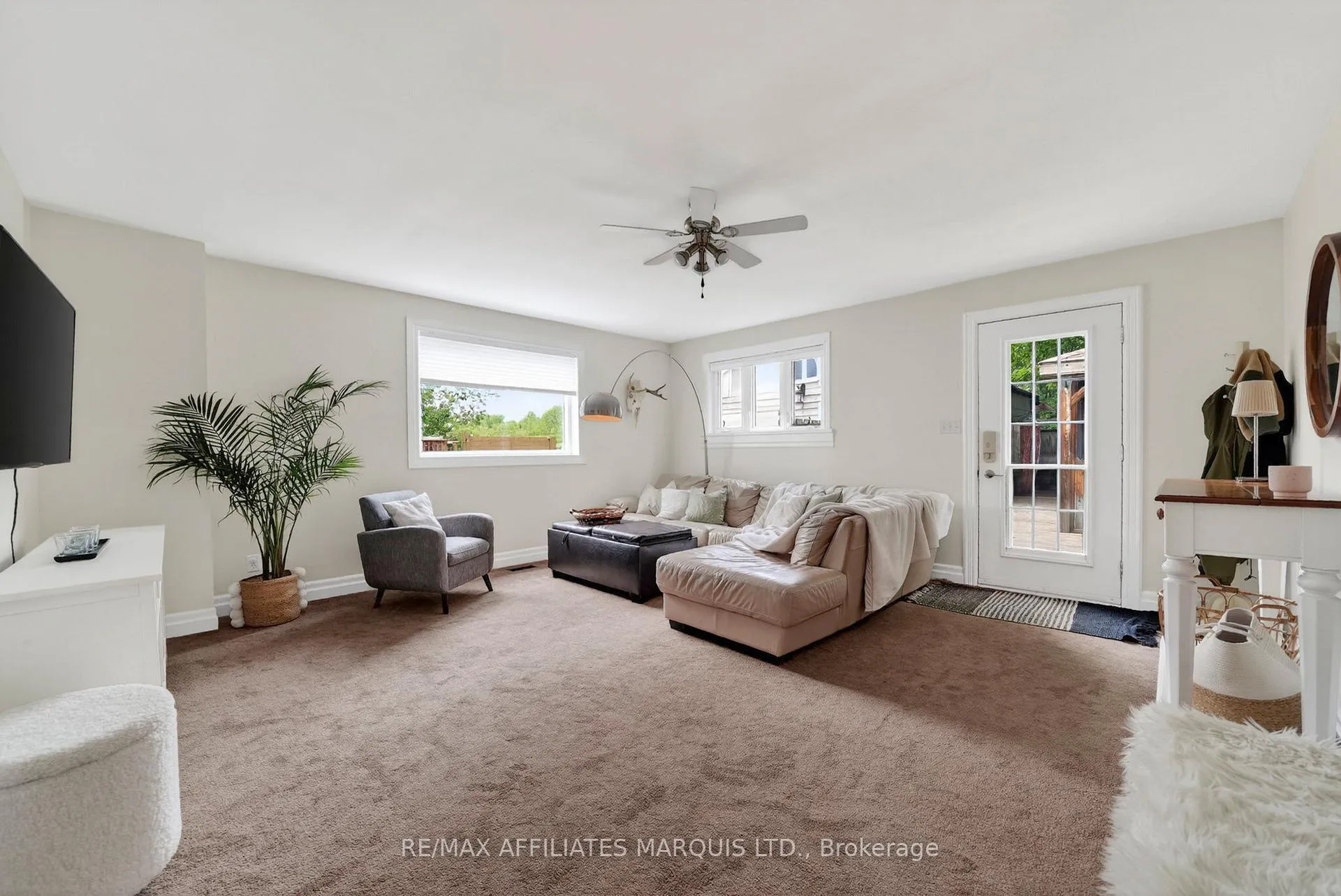 Photo 12 of 3324 Montreal Road, Cornwall — HOMEH