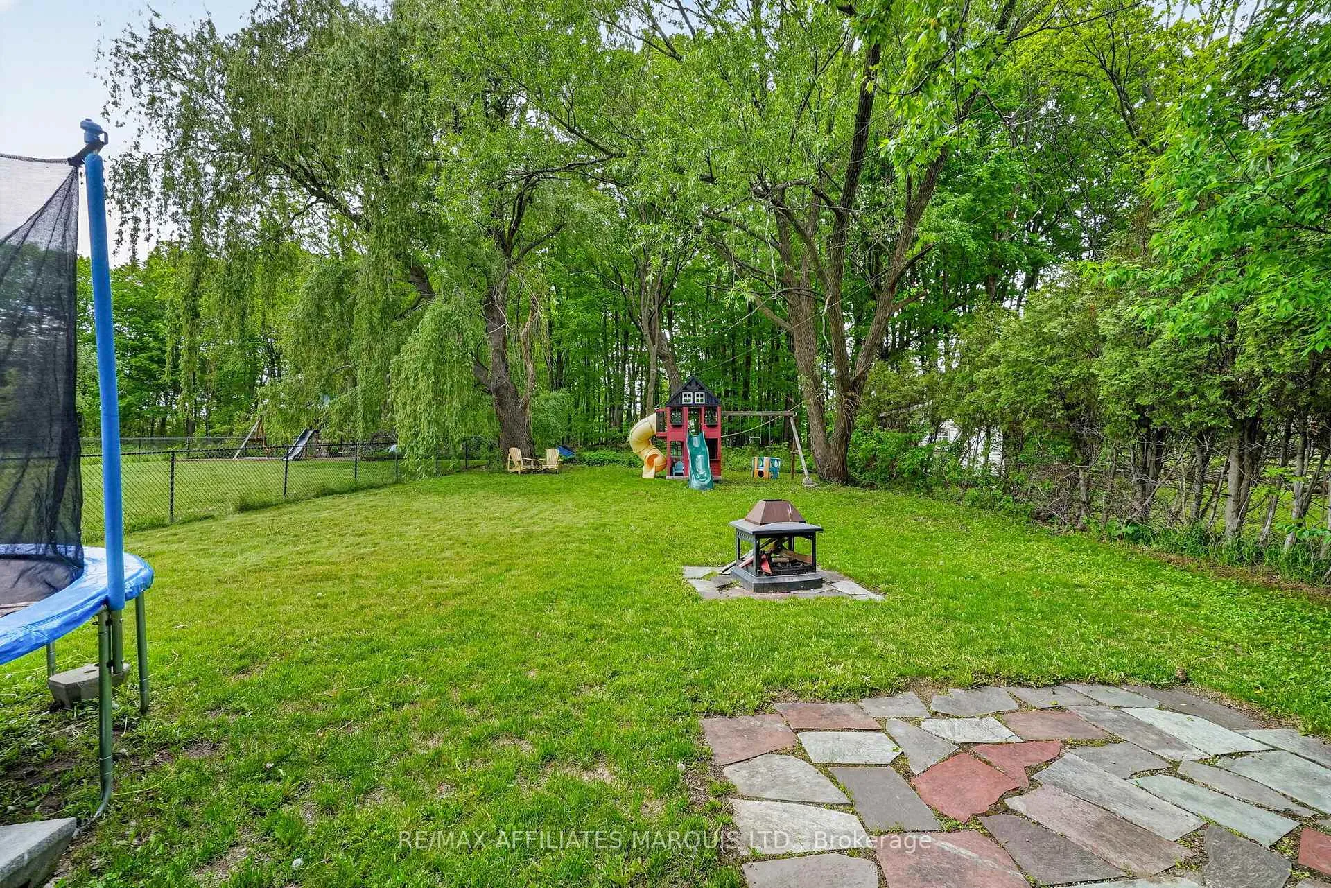 Photo 38 of 3324 Montreal Road, Cornwall — HOMEH
