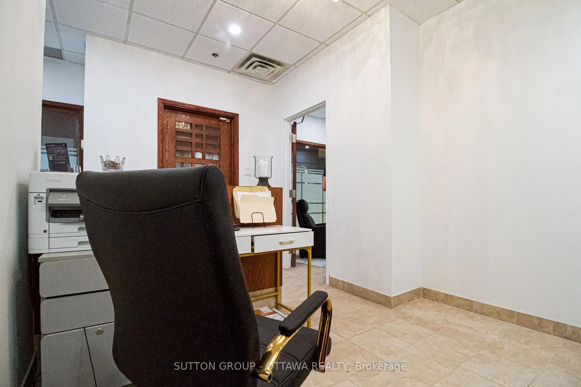 Photo 7 of Unit 160, 160 George Street, Ottawa, Lower Town/Byward Market — HOMEH