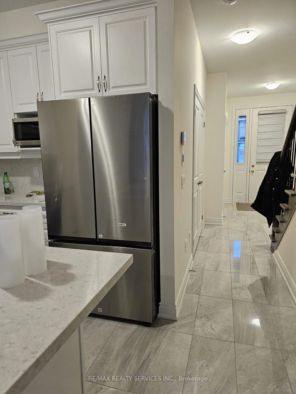 Photo 3 of 32 Donald Stewart Road, Brampton, Northwest Brampton — HOMEH