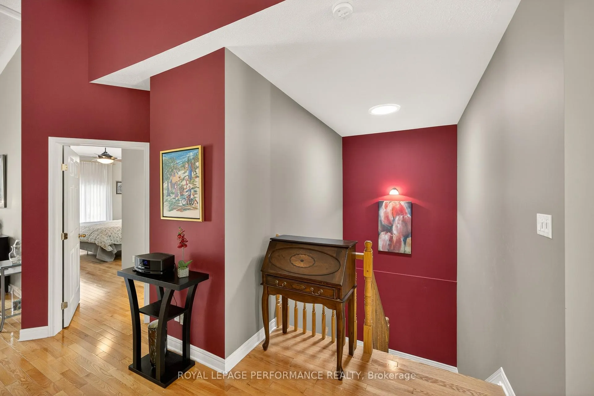 Photo 40 of 18 Chapelier Private, Ottawa, Queenswood Heights South — HOMEH